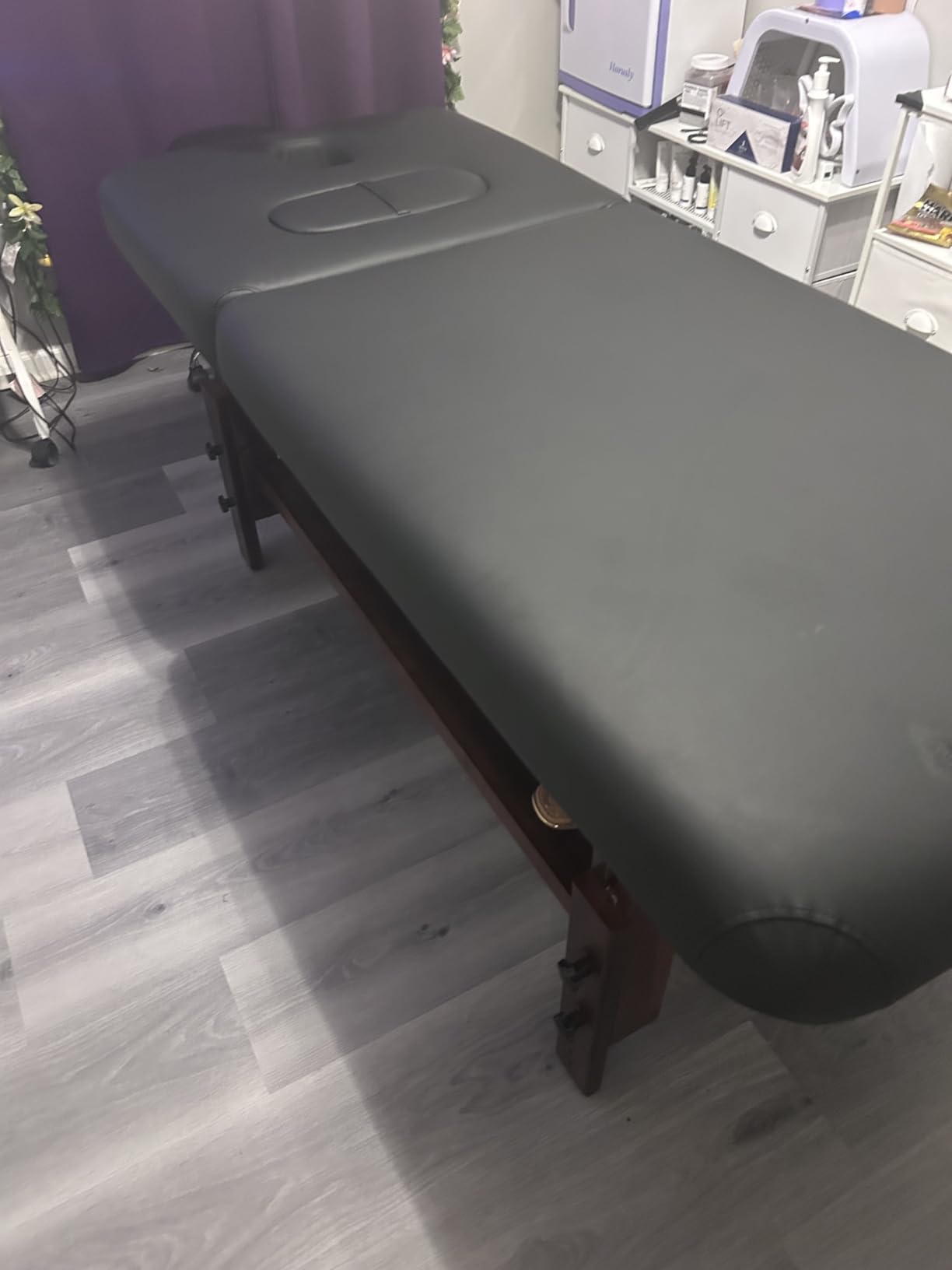 Stationary Massage Table with Memory Foam, Massage Tattoo Table with Adjustable Height, Facial Bed for Esthetician, PU Leather for Physical Therapy & Spa (Wood, 80''L x 32''W) customer photo 1