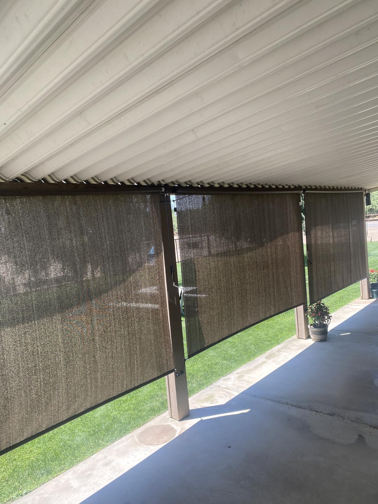Artpuch Outdoor Roller Shades with Splicing Design, 10' W x 8' H Exterior Cordless Patio Shades Roll Up Blinds for Porch, Gazebo, Pergola, Balcony, Mocha customer photo 2