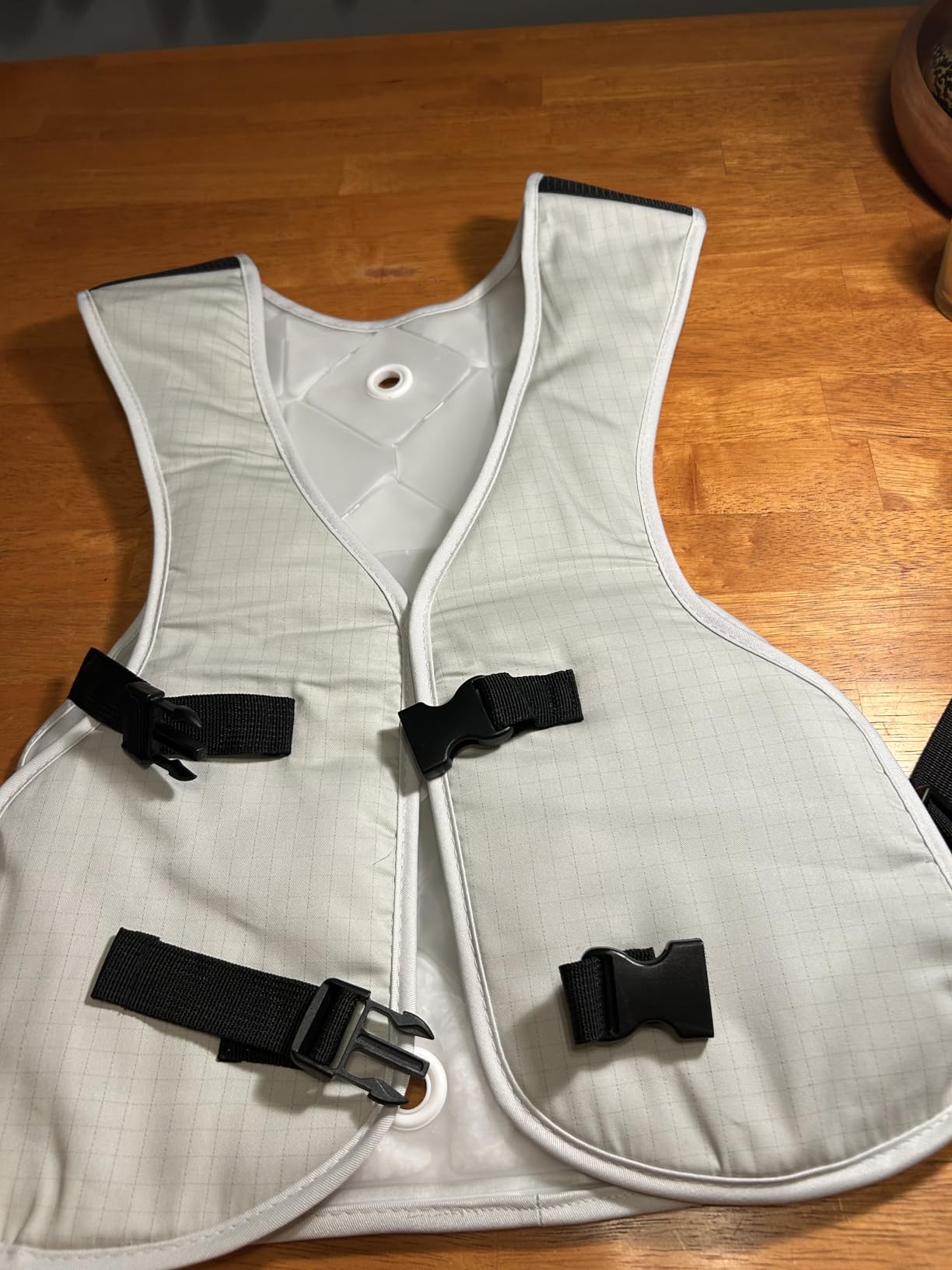 PCM Ice Vest for Men and Women - Adjustable Cooling Vest - Freezes in 30 Min - Special Phase Change Material (PCM) customer photo 2