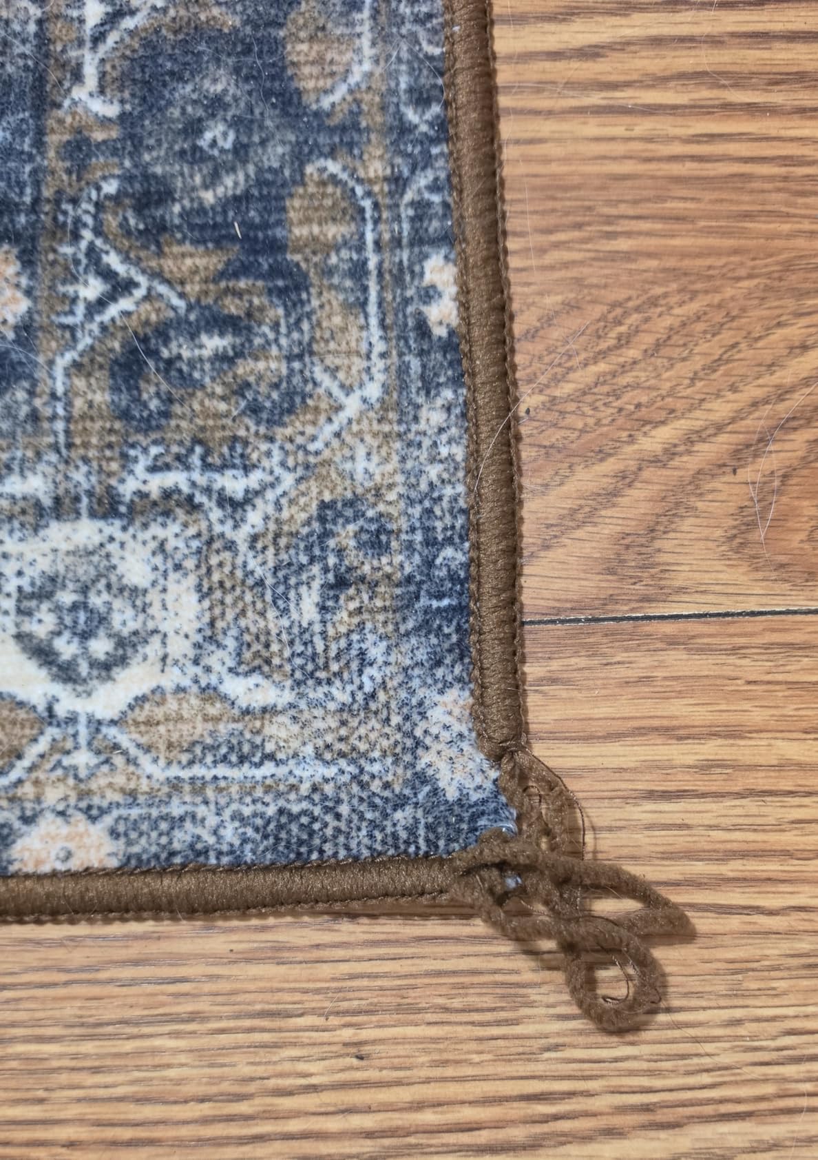 Washable Area Rug 5' x 7' Vintage Traditional Persian Mat - Foldable Distressed Non-Slip Machine Washable Carpet for Living Room Bedroom Kitchen Home Decor - Graphite and Mist customer photo 1