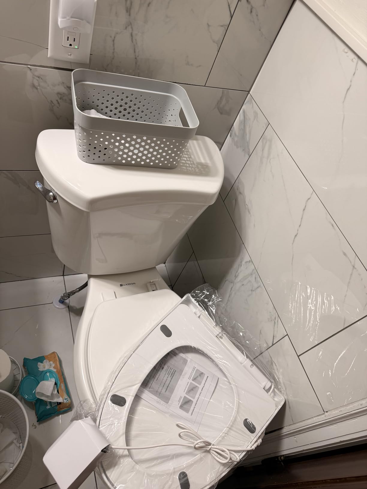 Heated Toilet Seat Elongated, 6 Visual Temp Adjustable, 24V Safe Voltage, Slow-Close, PID Temperature Control customer photo 1