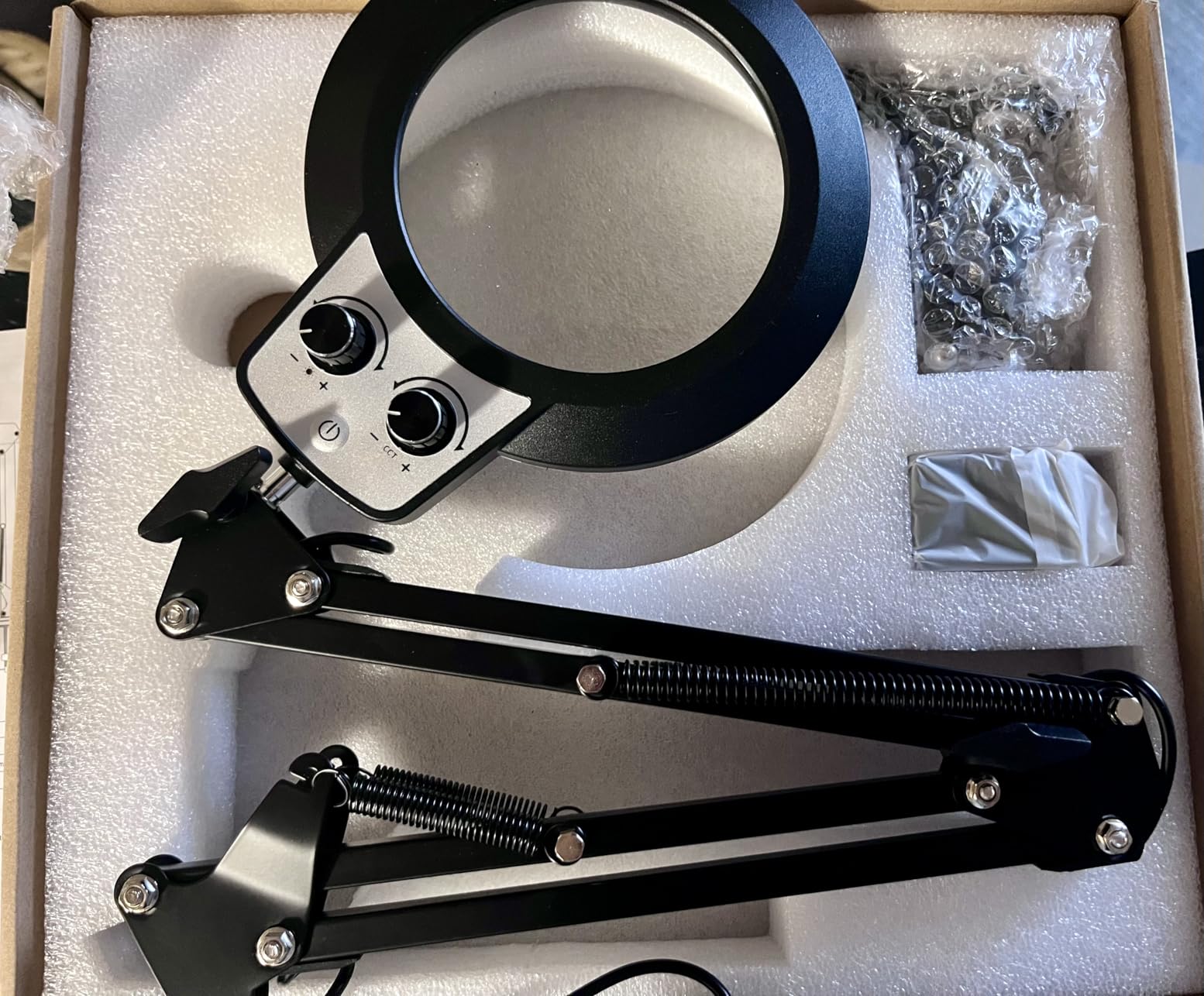 KIRKAS 12X Magnifying Glass with Light and Stand, Extra-Long Arm Magnifying Lamp Overhead Knob for Workbench Craft, Sewing, LED Lighted Magnifier Real Glass Lens Stepless Dimming and Color (35in Clamp) customer photo 1
