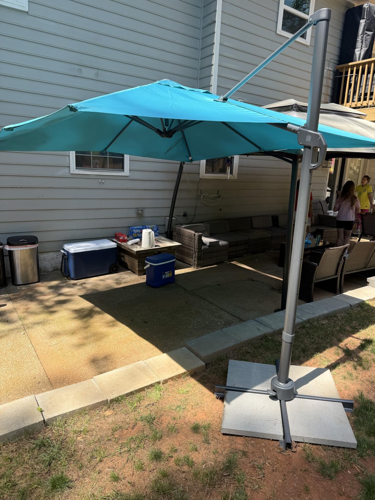 HOTEEL 10x10ft Patio Umbrella Cantilever Umbrella Double Top - Upgrade and Intensify - 360 Rotation and 5 Angles Adjustment customer photo 1