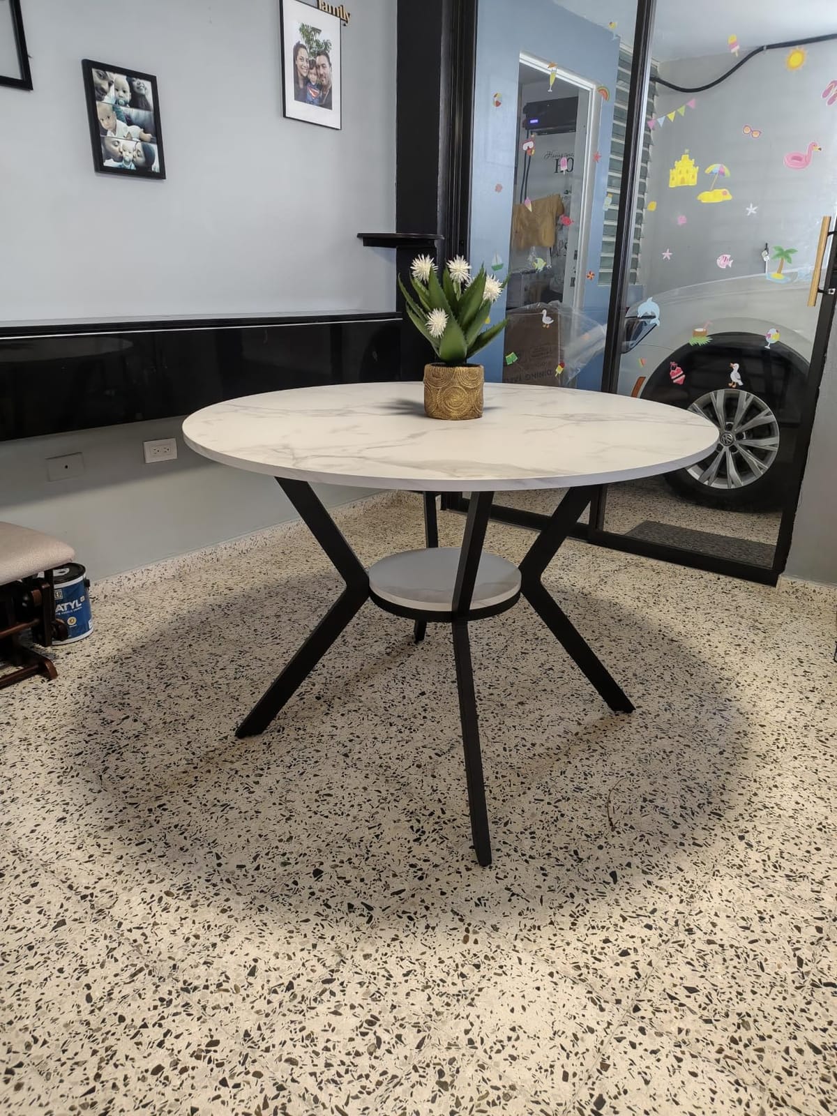 42'' Round Dining Table for 2-4, Farmhouse Round Kitchen Table with Storage | Rustic Pedestal Dinner Table, Wood Top & Metal Base, Small Space Circle Table for Apartment Dining Room Restaurant Cafe Office customer photo 2