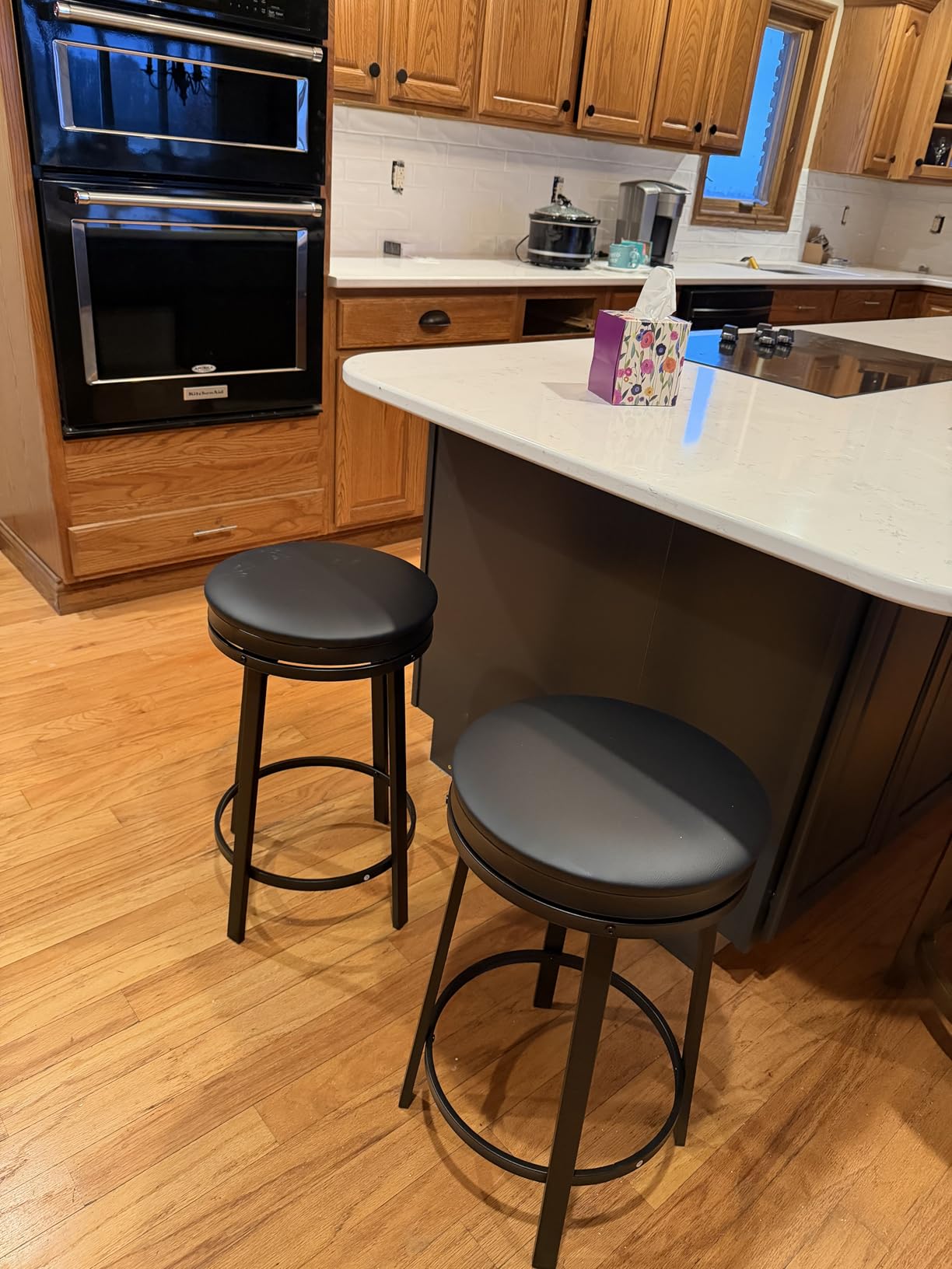 IDEALHOUSE 30'' Swivel Bar Stools Set of 4 with PU Leather Cushion | Backless Round Counter Height Barstools, Metal Frame Legs and Footrest, for Kitchen Island, Home Bar, Brown customer photo 1
