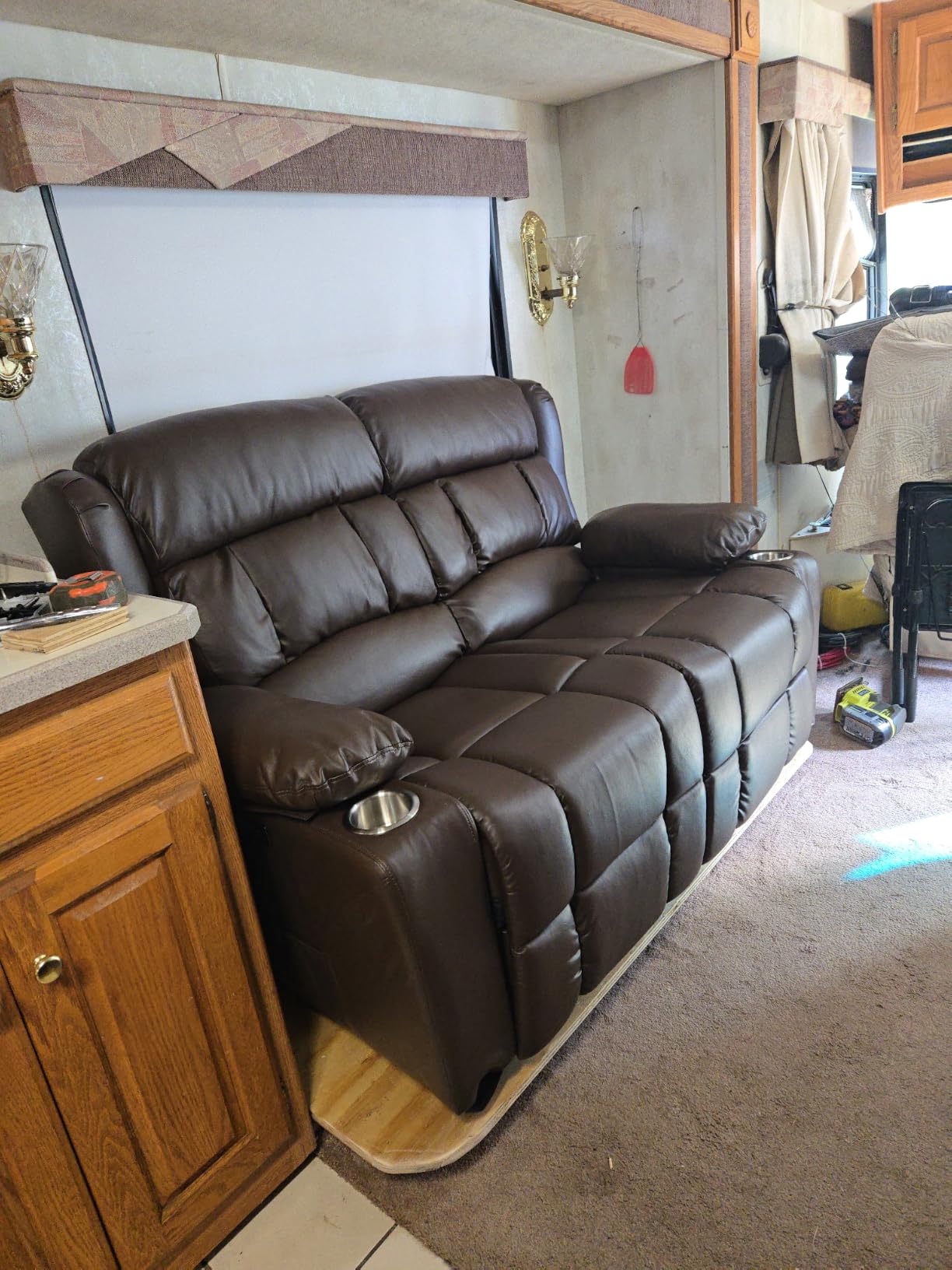 RV Loveseat Recliner Sofa, Wall Hugger Reclining Loveseat RV Couch with USB Ports, Large Pockets, Cup Holders, 150 Degree Adjustable RV Recliners Furniture for Travel Trailers & Home Theater Seating customer photo 1