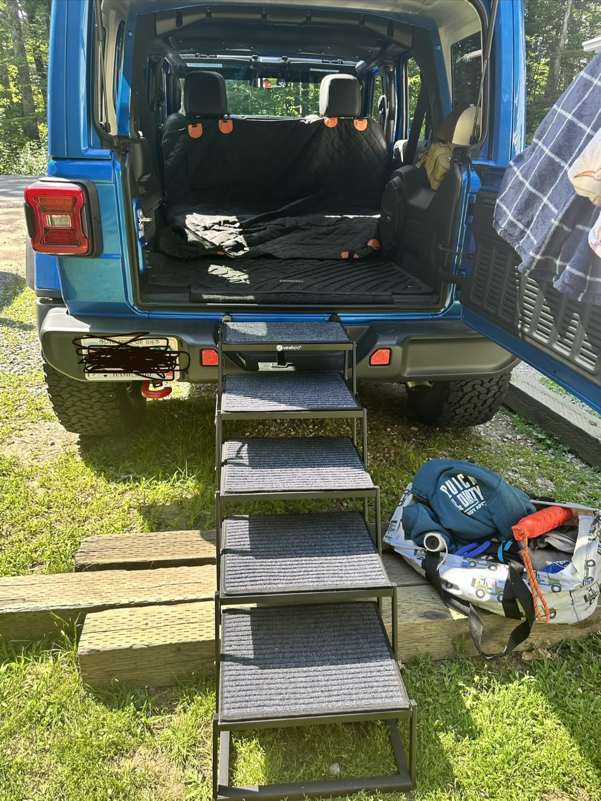 Veehoo Foldable Dog Steps for Car Truck SUV, Collapsible Large Dogs Stairs | 5 Steps Folding Dog Ramp for Cars Portable Pet Ramps Ladder Heavy Duty Non Slip for Trucks Vehicle 17