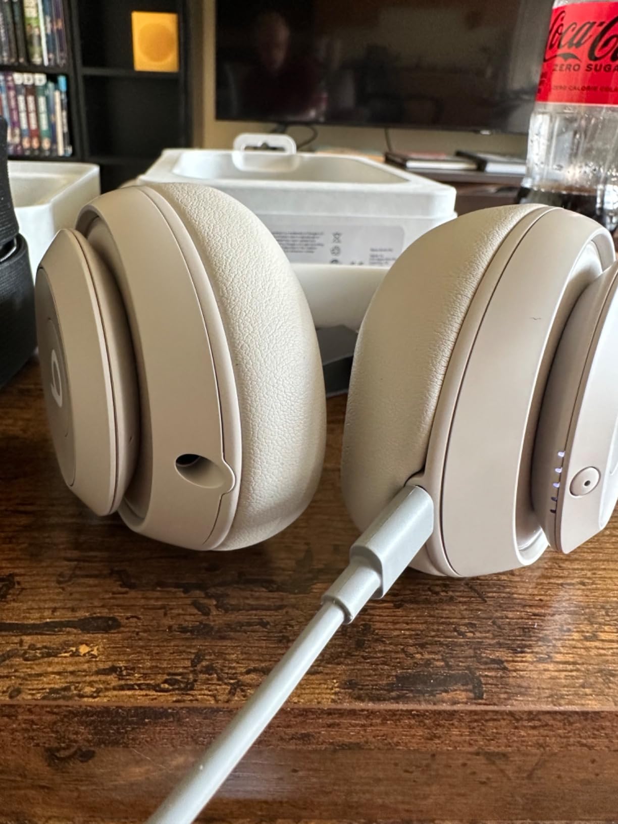 Beats Studio Pro Premium Wireless Over-Ear Headphones customer photo 1