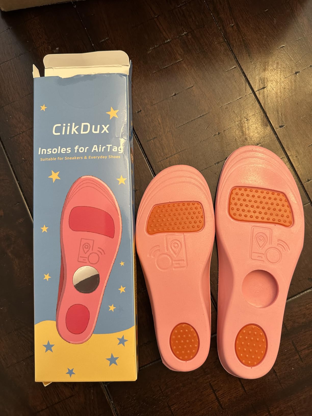 AirTag Tracker Shoe Insole for Kids - Hidden AirTag Holder Shoe Inserts, Cut-to-Fit Comfortable Insoles for Sneakers & Everyday Shoes (Blue, 195-210mm Kid 13.5-Big Kid 2) customer photo 2