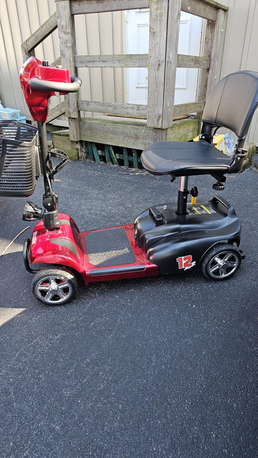 iScooter 3 Wheels Mobility Scooter, Mobility Scooters for Adults & Seniors, Powered Electric Wheelchair Device with Seat, Easy to Disassemble, Detachable Basket, Cup Holder, 264lbs Capacity, Red customer photo 1