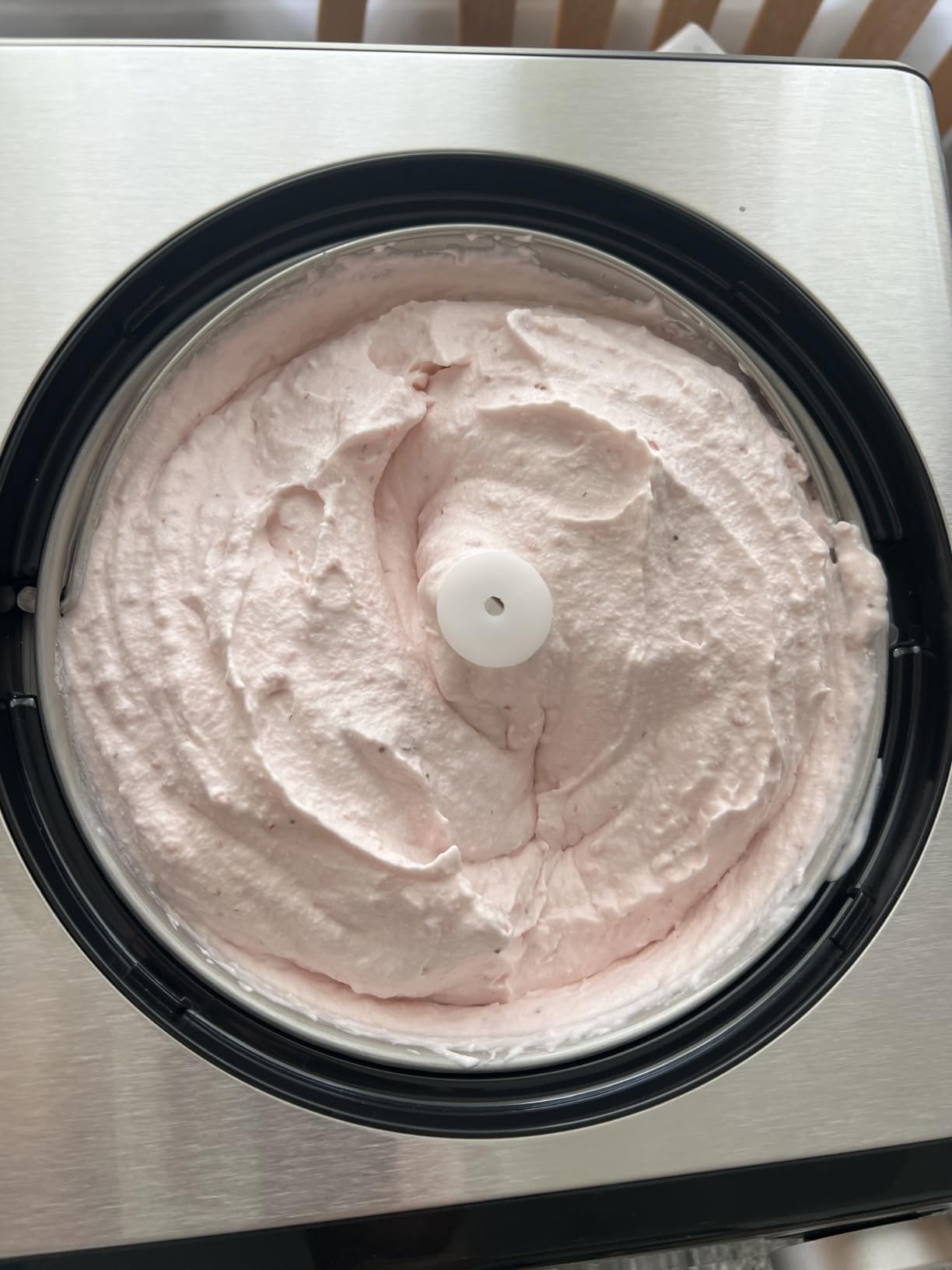 VEVOR Automatic Ice Cream Maker with Built-in Compressor, 1.5 Quart No Pre-freezing Gelato Maker, 3 Modes Compressor Ice Cream Machine customer photo 1