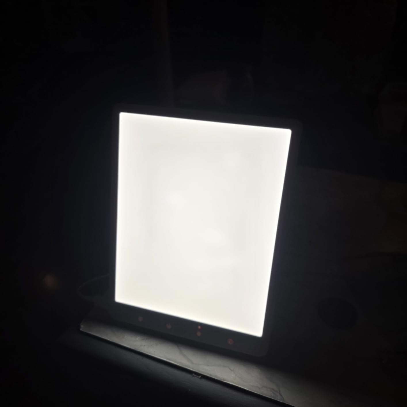 10000 Lux Light Therapy Lamp - Full Spectrum Therapy Light, 3 Color Temperature & Wall Mount Therapy Lamp, Portable Daylight Lamp for Home & Office, Memory Function & Touch Control. customer photo 2