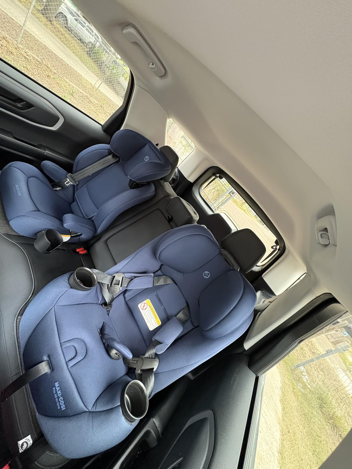 Maxi-Cosi Pria All-in-One Convertible Car Seat, Infant to Toddler Car Seat, Easy-Install Harness, Machine-Washable Cover, 5-100 lbs, SeaDrift customer photo 1