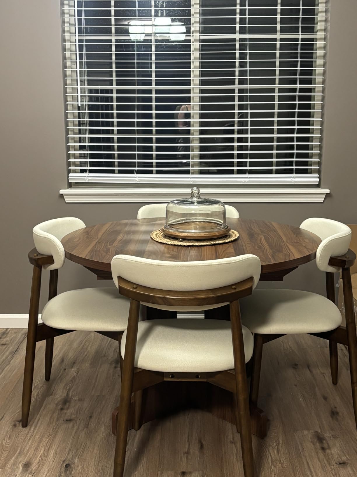 CHUN YI Dining Chairs Set of 4, Upholstered Wooden Dining Room Chairs, Mid Century Modern Fabric Kitchen Chair with Ergonomic Curved Backrest, Beige (Only Chairs) customer photo 2