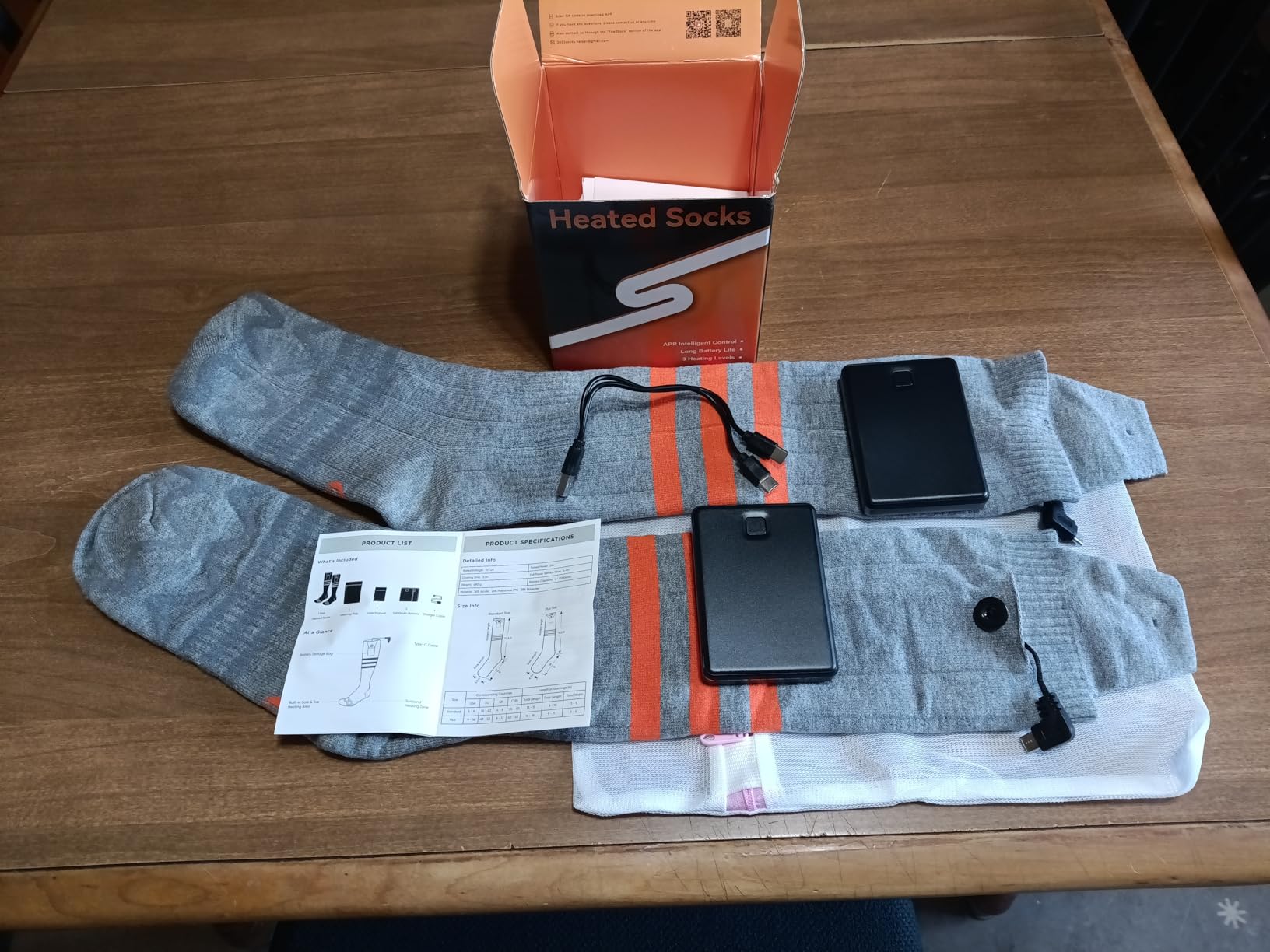 Heated Socks, APP Control Electric Heated Socks for Men Women, Rechargeable Battery Powered Warm Socks, Washable Thermal Socks Foot Warmer for Winter Hunting Skiing Hiking Camping customer photo 2