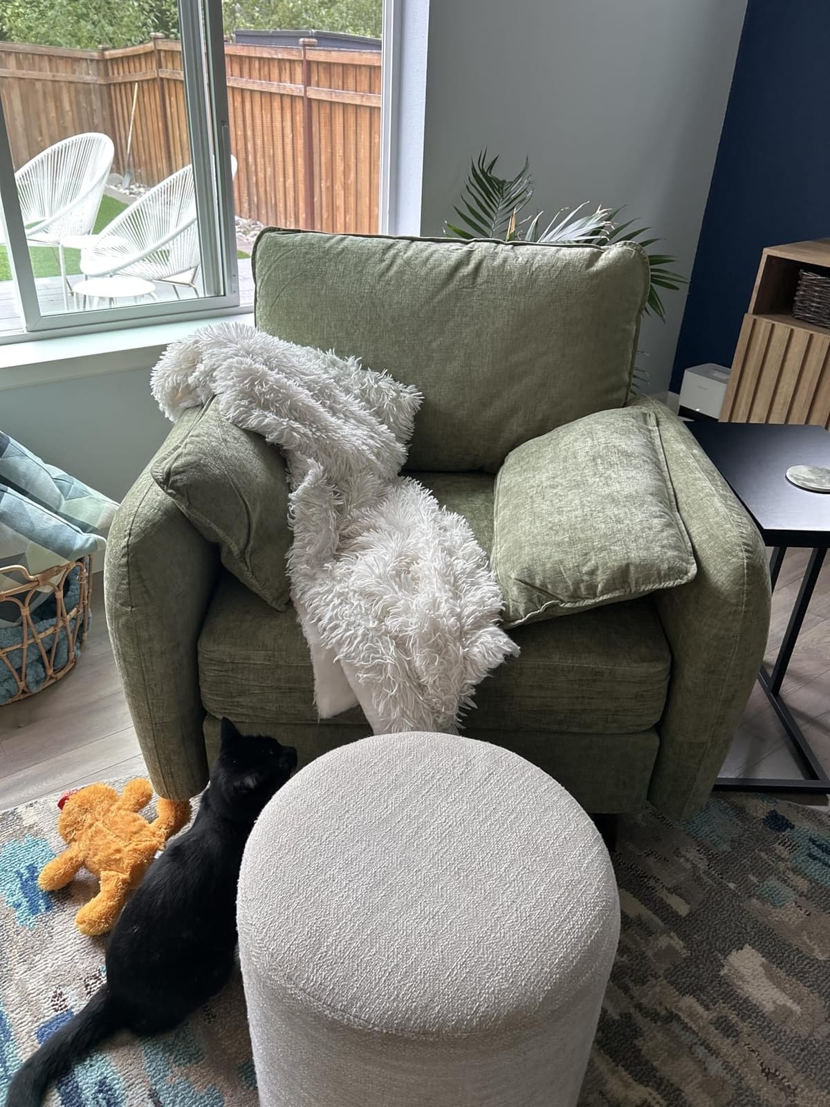 Rexulqo Oversized Accent Chair with All Seats Storage,Comfy Living Room Chairs with 2 Throw Pillow,Upholstered Mid-Century Armchair,24.5'' Deep Seat,Reading Chair for Bedroom,Office,Chenille,Khaki customer photo 2