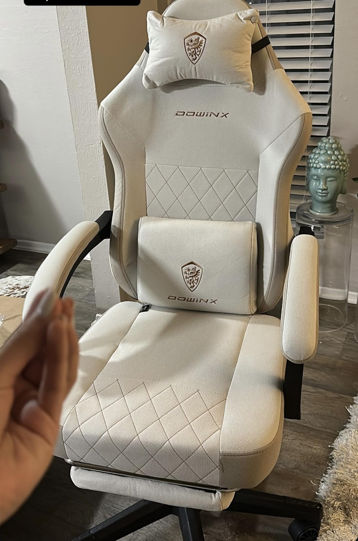 Dowinx Gaming Chair, Fabric Gaming Chairs for Adults with Pocket Spring Cushions and Lumbar Support, Ergonomic Massage Computer Chair with Footrest for Big and Tall, Brown customer photo 1