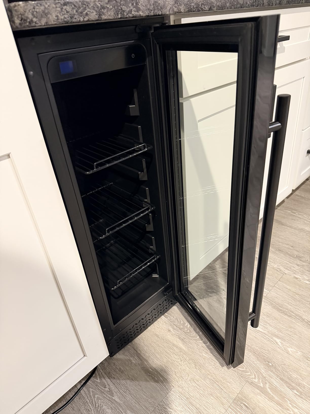 24 Inch Wine and Beverage Refrigerator, 88 Cans and 21 Bottles Dual Zone Wine Fridge with Glass Door Built in or Freestanding, Beverage Cooler for Soda Beer Wine-Kitchen Bar Office customer photo 2