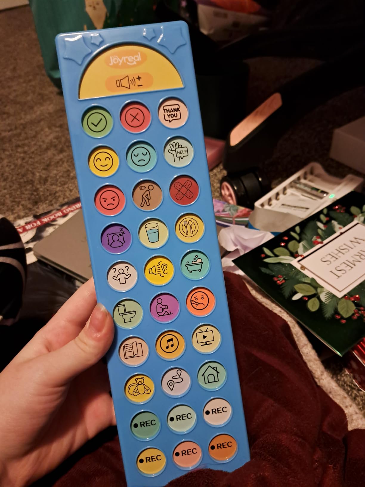 Joyreal AAC Device for Autism, Non Verbal Communication Tools for Speech Therapy & Stroke Rehab. Autism Talking Aids with 6 Programmable Buttons & Adjustable Volume for Kids & Adults (EN/ES Voice Switch) customer photo 1