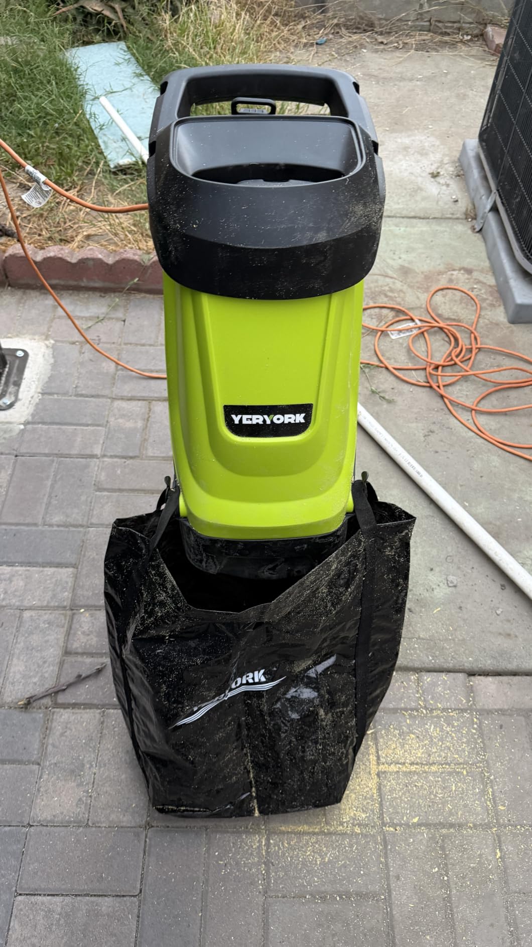 Yeryork Wood Chipper, 15-Amp 1.8