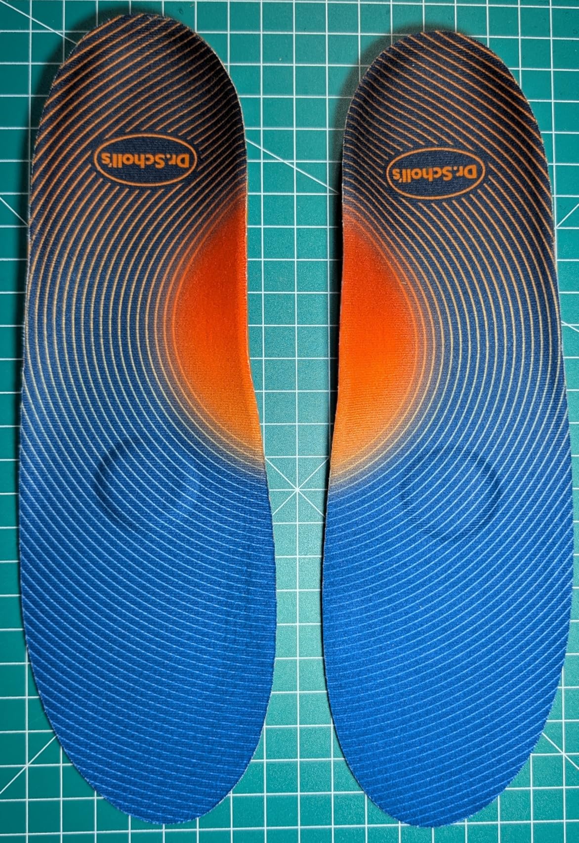 Dr. Scholl's Advanced Pain Relief Insoles for Men Women, Heavy Duty Orthotics for Work Shoes & Boots, Plantar Fasciitis & Arch Support, Shock-Absorbing, up to 340 lbs, Men 8.5-9, Women 9.5-10 customer photo 2