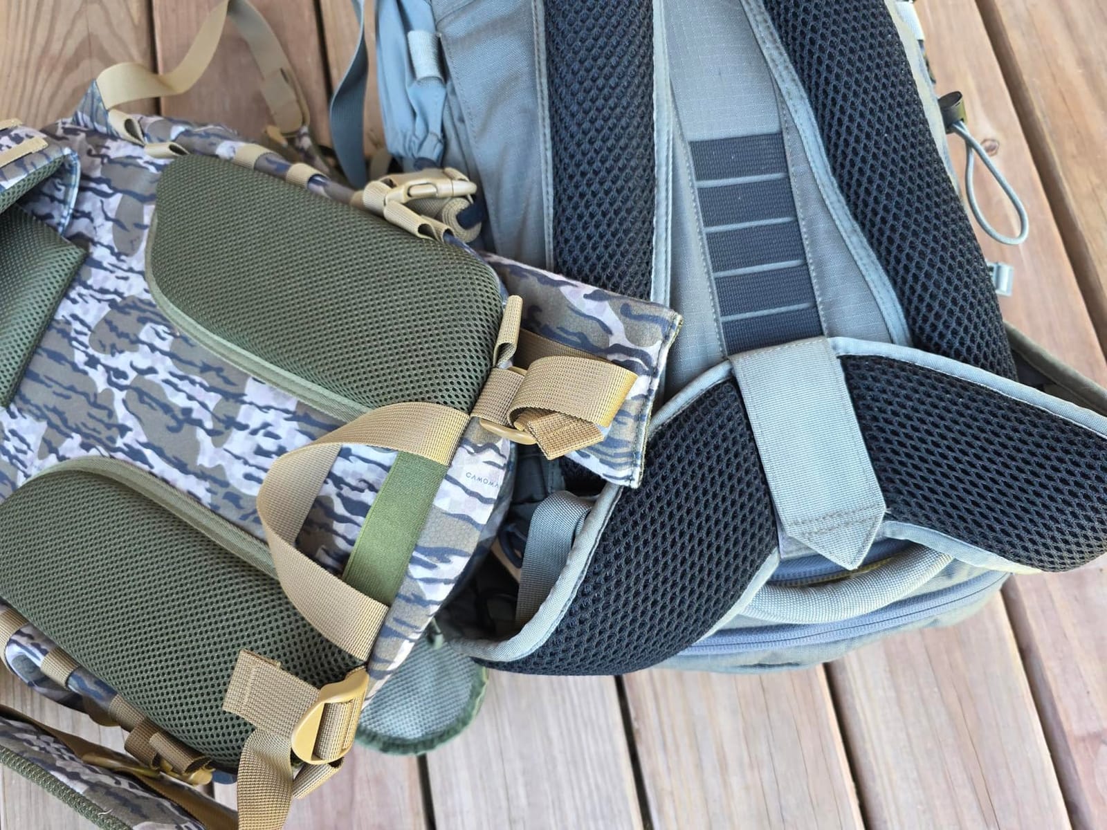 UIIHUNT Saddle Hunting Backpack, Quiet Daypack for Hunting Sticks and Platform, Modular Design with Removable Waist Belt, Compression Panel & Hydration Port, Ideal for Mobile Saddle Hunters customer photo 1