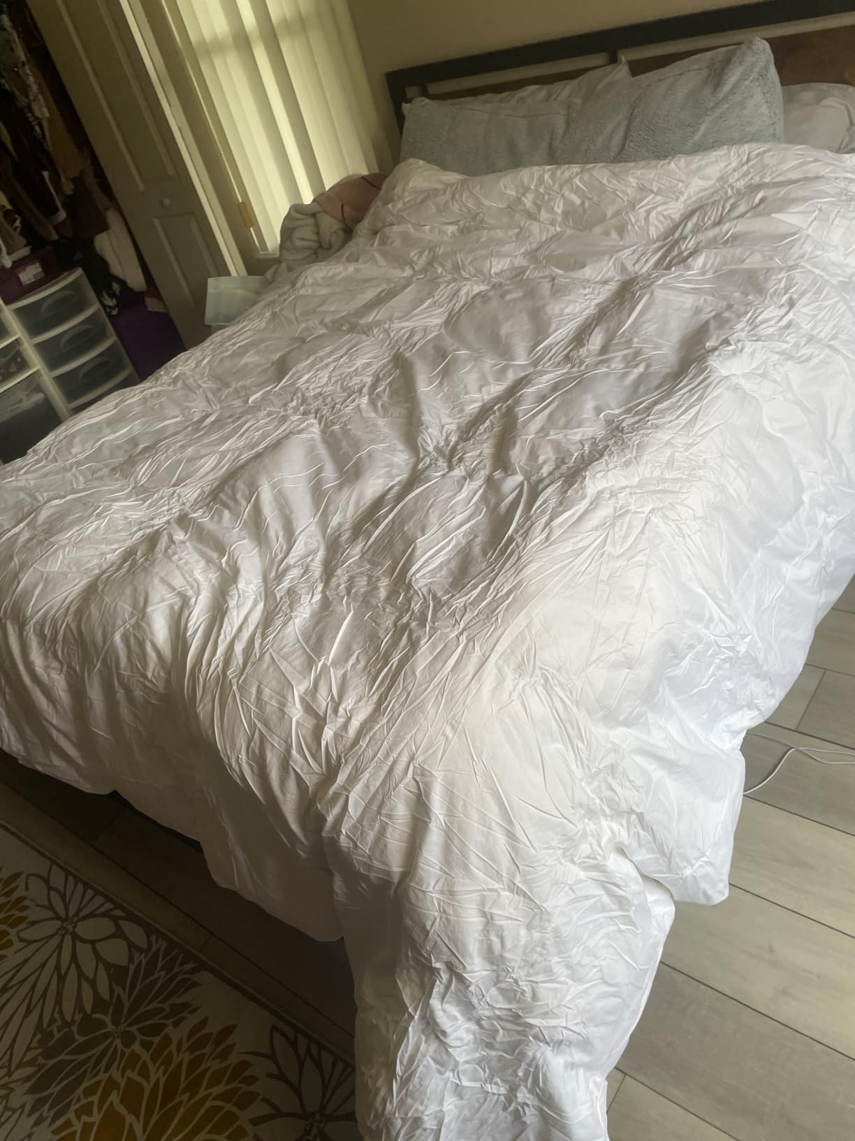 Goose Feather Down Comforter King Size, All Season Duvet Insert | 100% Organic Cotton Shell, Medium Warmth Hotel Luxury Bedding Comforter, 106 x 90 Inches, White customer photo 2