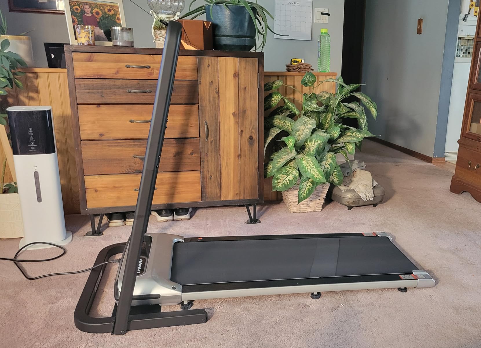 UREVO Walking Pad Handle Bar Only, Universal Compatible for Walking Pads 23.6'' Wide, Transform WalkingPad Into a Treadmill in Seconds, Easy Moving with Wheels, Quick Assembly, Sturdy Design customer photo 1
