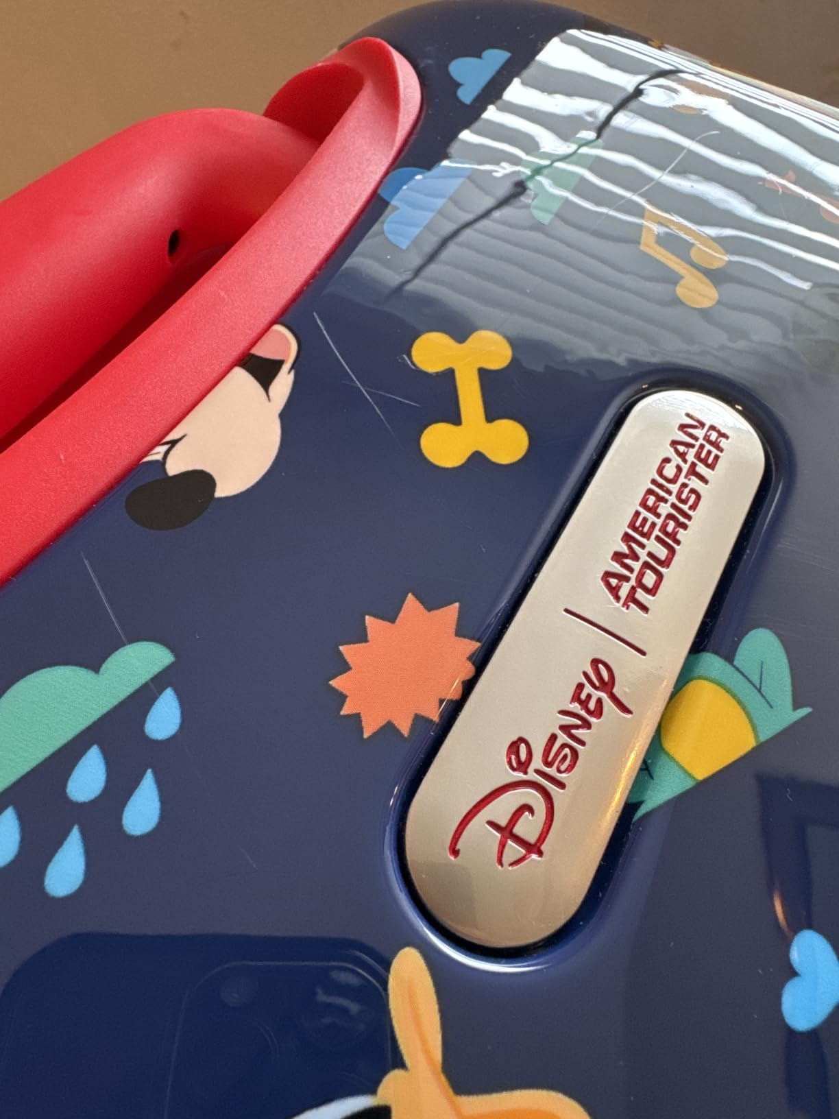 American Tourister Minnie Mouse Carry-On Luggage - Airline Approved, Durable Hardshell with Vibrant Minnie Mouse Design - Roll Confidentially with Spinner Wheels & Colorful Adjustable Handle customer photo 2