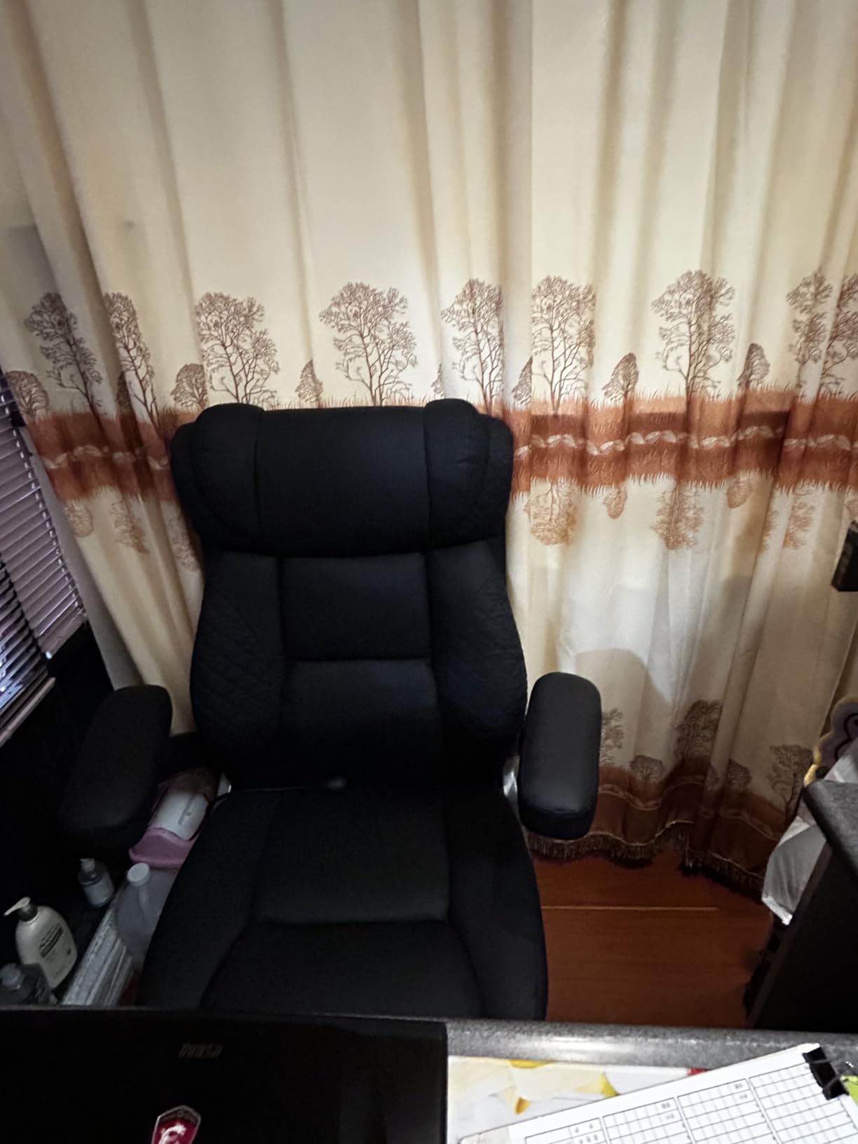 Big and Tall Office Chair, Desk Computer Chair for Heavy People, Oversized Executive Gaming Chair, Extra Wide 500LBS Ergonomic Comfy Office Chair with Adjustable Lumbar Support & 5D Flip Arms customer photo 2