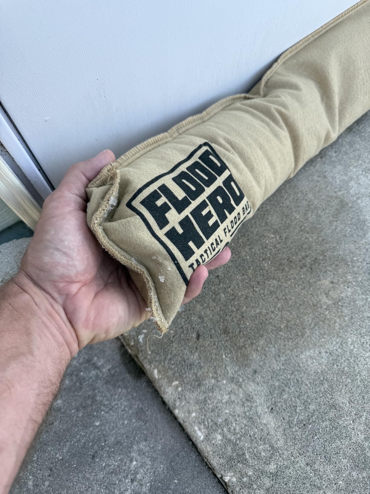 Flood Hero 6 ft Water Activated Sandbags - 2 Pack Flood Bag Barriers for Home customer photo 1