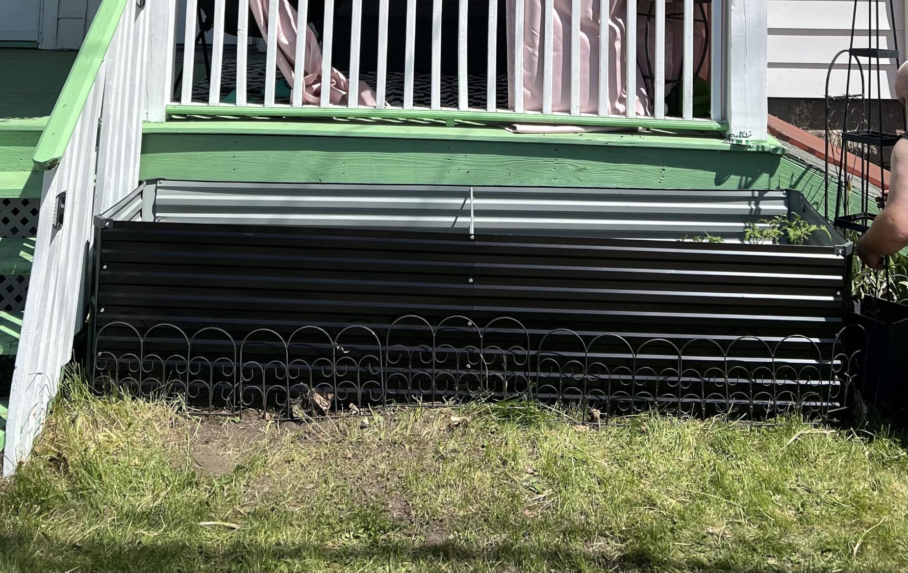 DIIYIV Galvanized Raised Garden Bed Kit Outdoor Patio,12x4x2ft Large Rectangular Metal Planter Boxes,Deep Root Box Planter for Gardening,Vegetables,Flowers,Herbs-Black customer photo 1