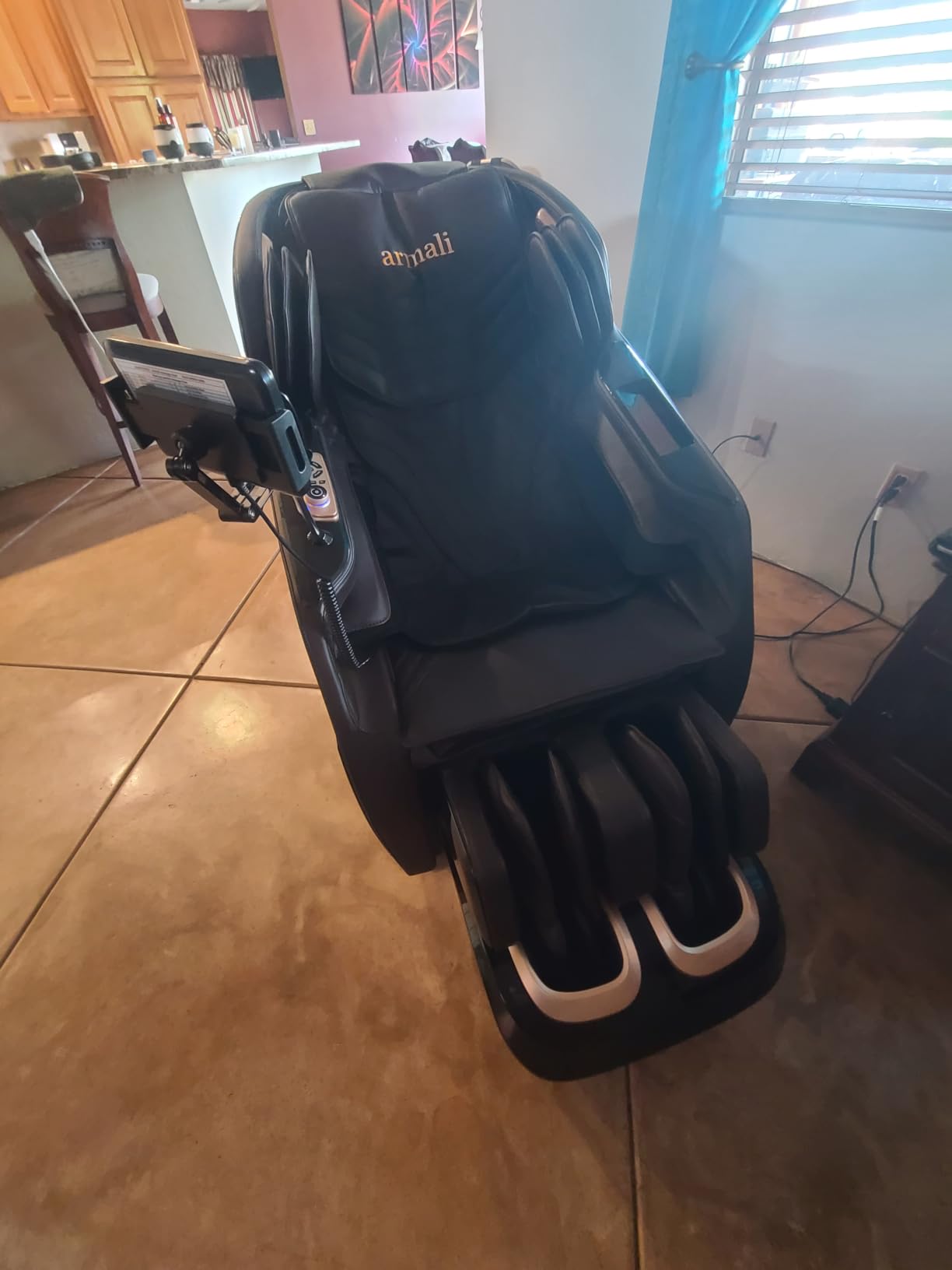 4D Massage Chairs Full Body,Zero Gravity SL-Track Shiatsu Massage Chair Recliner,Core Heating,20 Massage Techniques,Deep Yoga Stretch,Foot Rollers, Ai Voice,Touch Screen,Wireless Charging customer photo 1