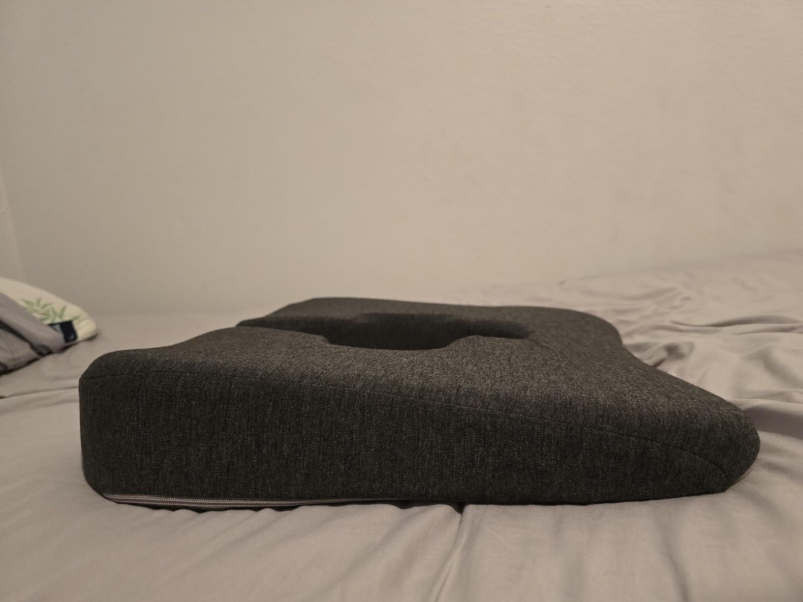 Gel Wheelchair Cushions for BedSores Prevention, Bed Sore Pad Cushion for Butt - Pain Relief for Long Sitting & Relieve Sciatica, Back, Tailbone, Pressure Sore and Ulcer Pain for Pregnant and Elderly customer photo 2