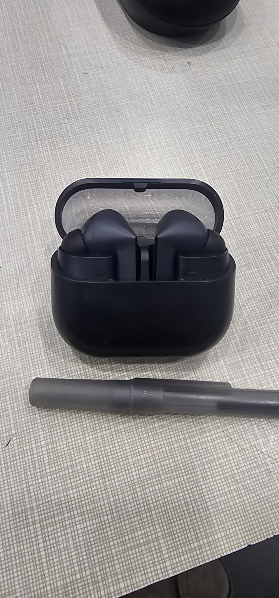Samsung Galaxy Buds 3-FE (2025) True Wireless Bluetooth Earbuds, Active Noise Cancellation, Clear Calls, Long Lasting Battery, Hands Free AI customer photo 2
