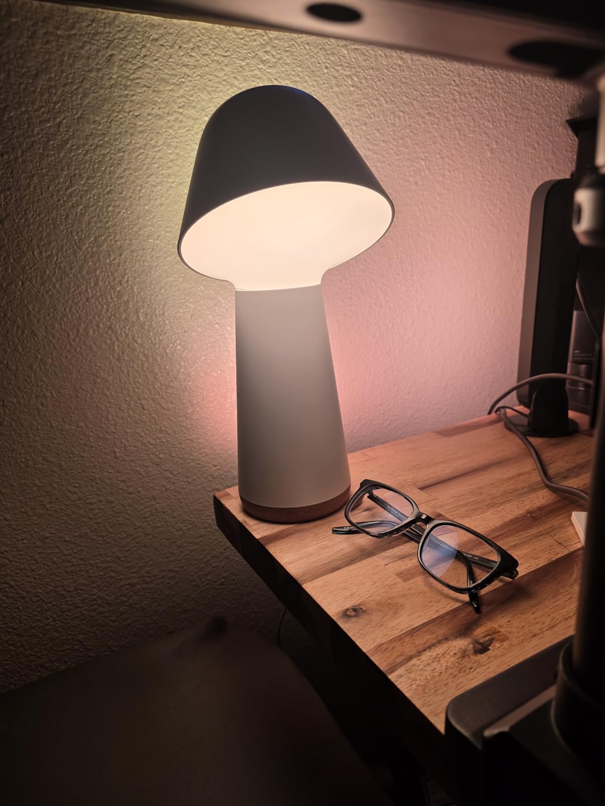 Twilight Smart LED Sleep and Wake-Up Lamp, White & Color Light, Bluetooth Compatible, Voice Control with Alexa, Apple Home & Google Assistant, Black customer photo 1