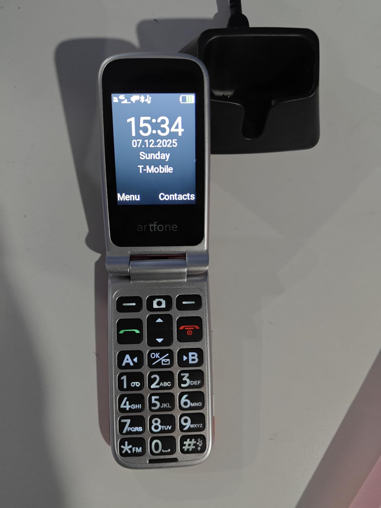 artfone G6 Flip Phone for Seniors, 4G Unlocked Basic Phone, 2.4