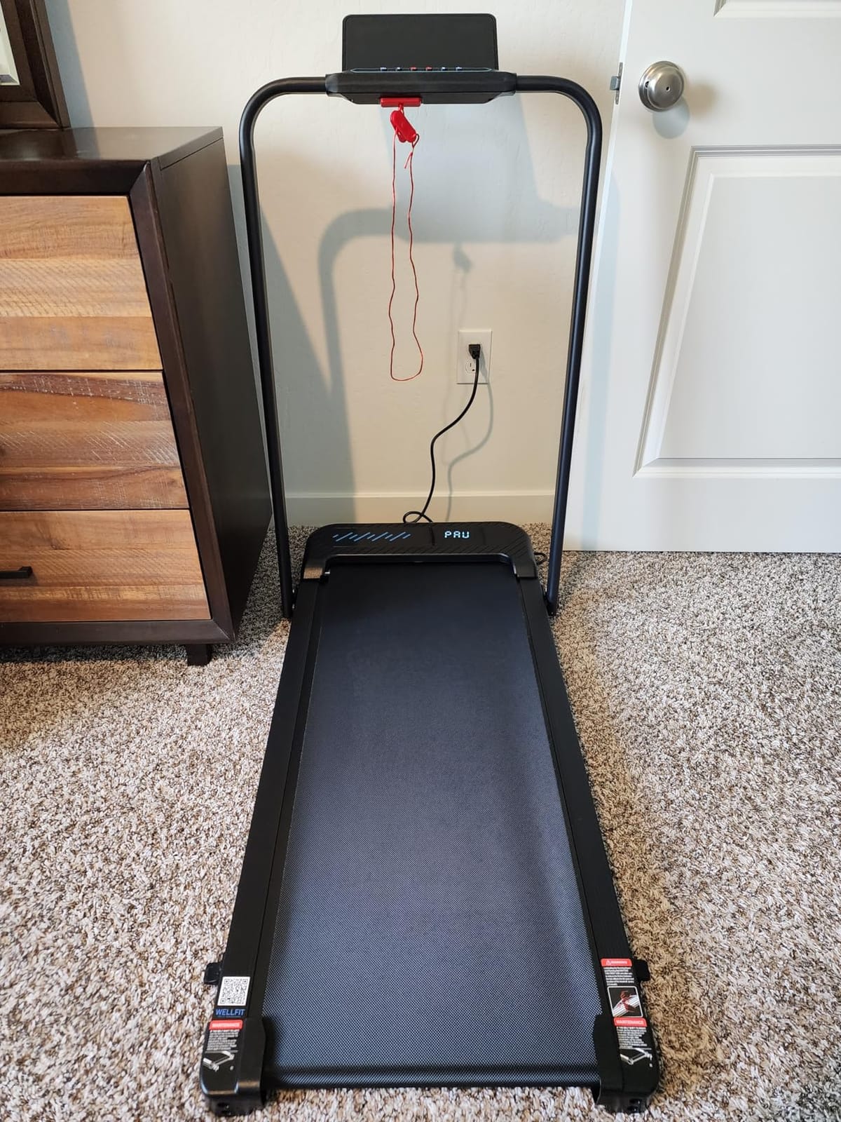 Cardirun Walking Pad with Incline and Stable Handle Bar, Foldable Treadmill | 350+ lbs Capacity, 3.0HP Quiet Under Desk Treadmills for Home, Portable Treadmill with APP, Remote Control and LED Display customer photo 2