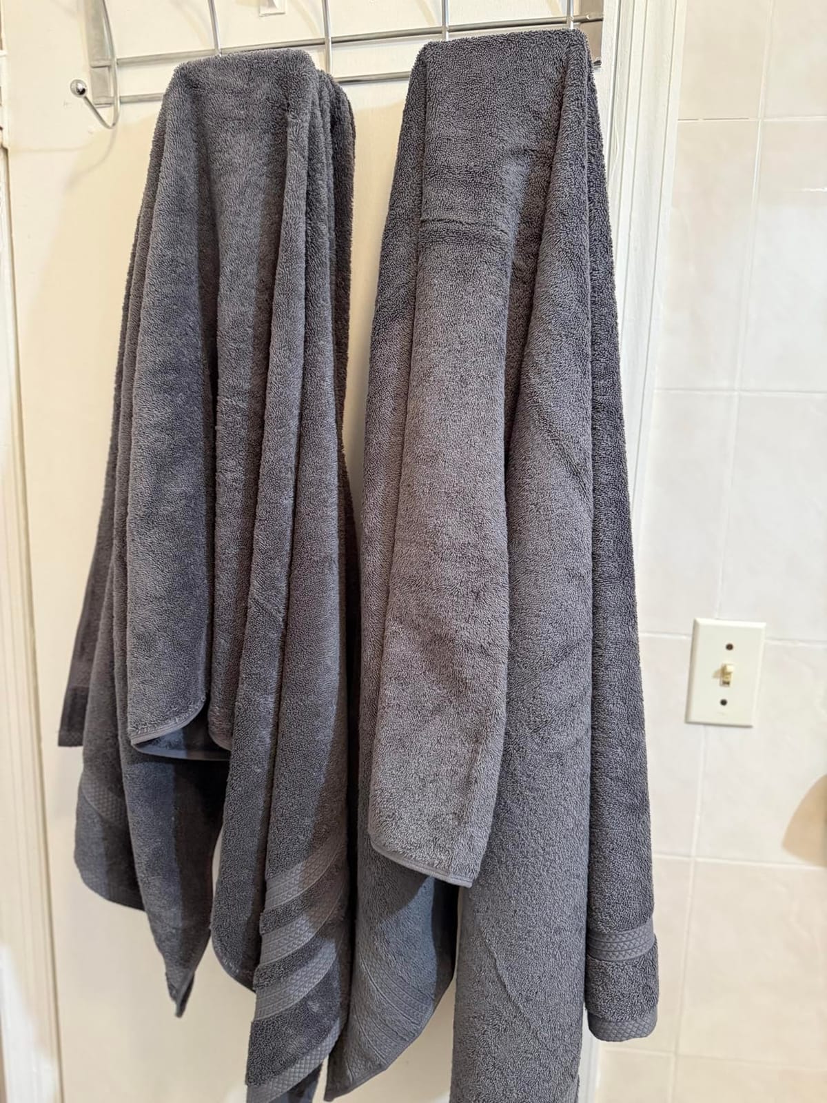 Bath Towels Set of 4 Extra Large Towel Sets, 30x60 Inches, 100% Uzbek Cotton 600 GSM, Oeko-TEX, Larger & Lighter Weight Quicker to Dry Super Absorbent, Perfect for Bathroom - Navy customer photo 1