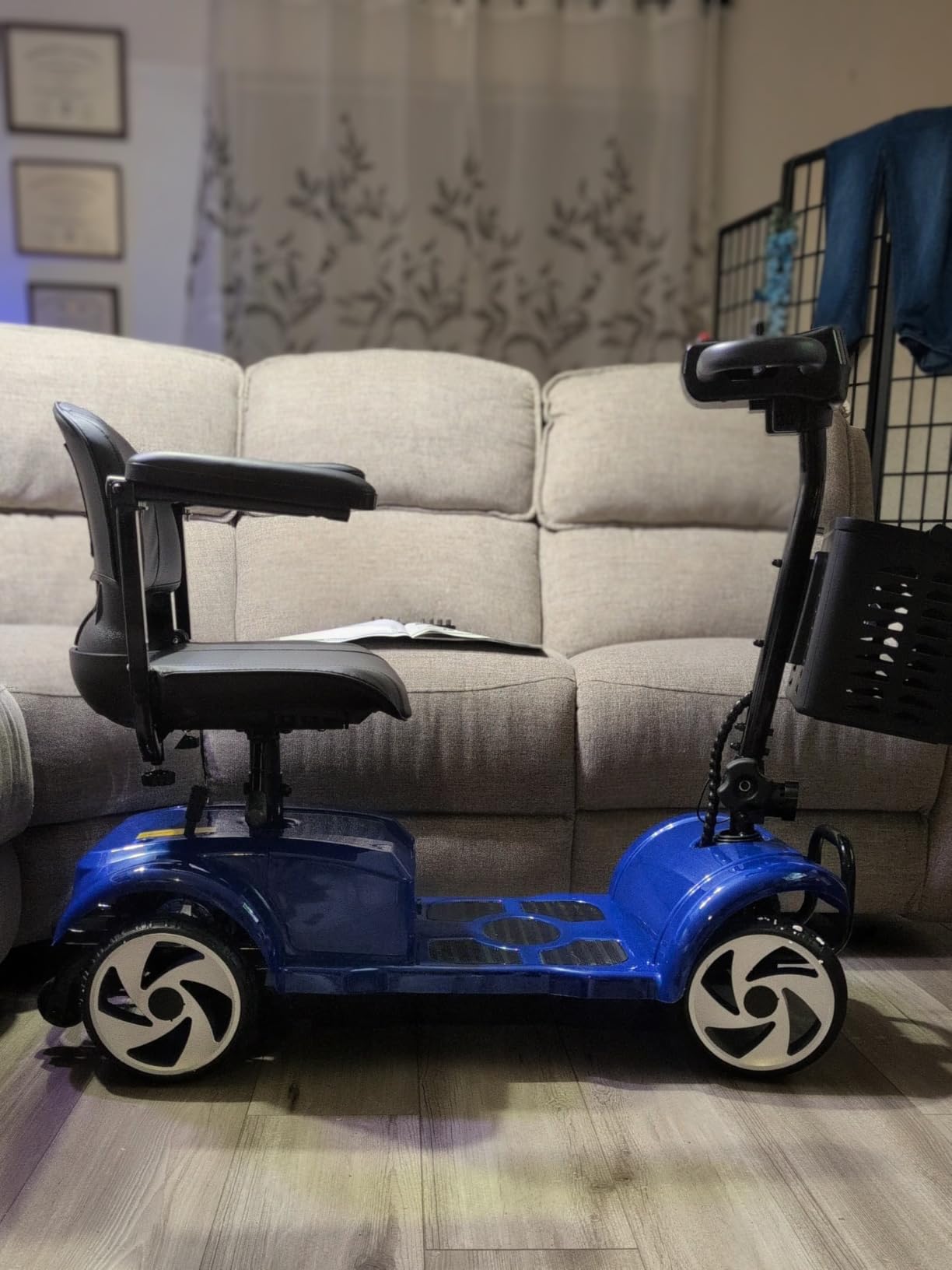 20 Miles 4 Wheel Mobility Scooters for Seniors and Adults, 6.2 MPH, Silver | Foldable Electric Scooter, Compact Heavy Duty Mobile for Cruise Travel with 300 lb Capacity, Powered Electric Wheelchair customer photo 1