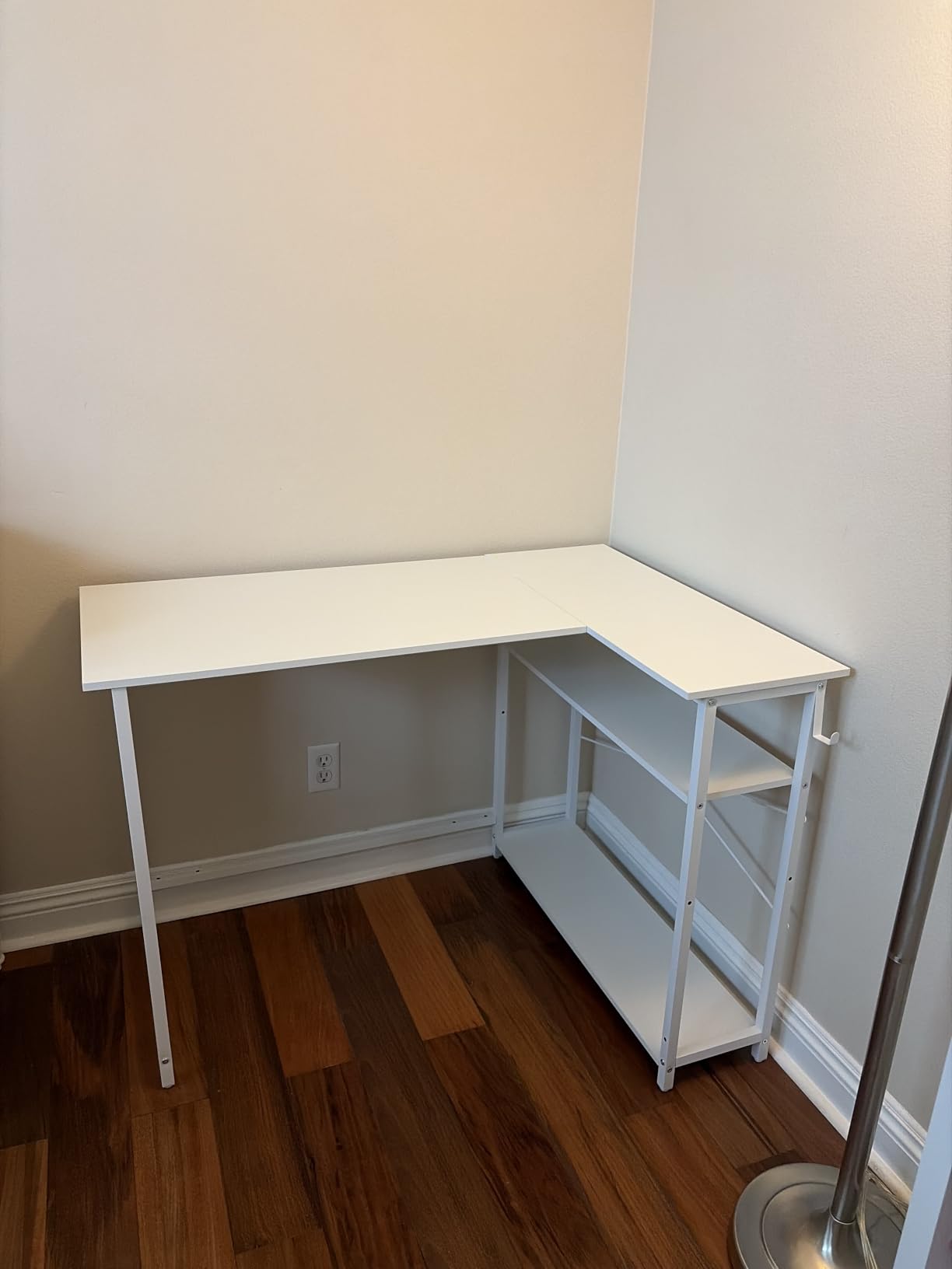 Pamray 40 Inch L Shaped Computer Desk with Reversible Side Storage Shelves, Small Corner Desk for Small Space Home Office, Writing Study Table PC Desk for Bedroom, White customer photo 1