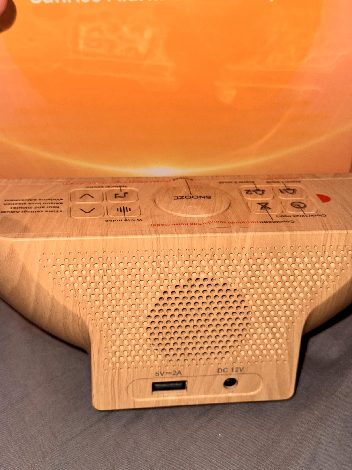 Sunrise Alarm Clock White Noise Sound Machine for Bedroom | Gentle Wake Up Light with 20 Soothing Sounds Sleep Aids, Dimmable Clock, Touch Control, Timer, Dual Alarms for Heavy Sleepers customer photo 1
