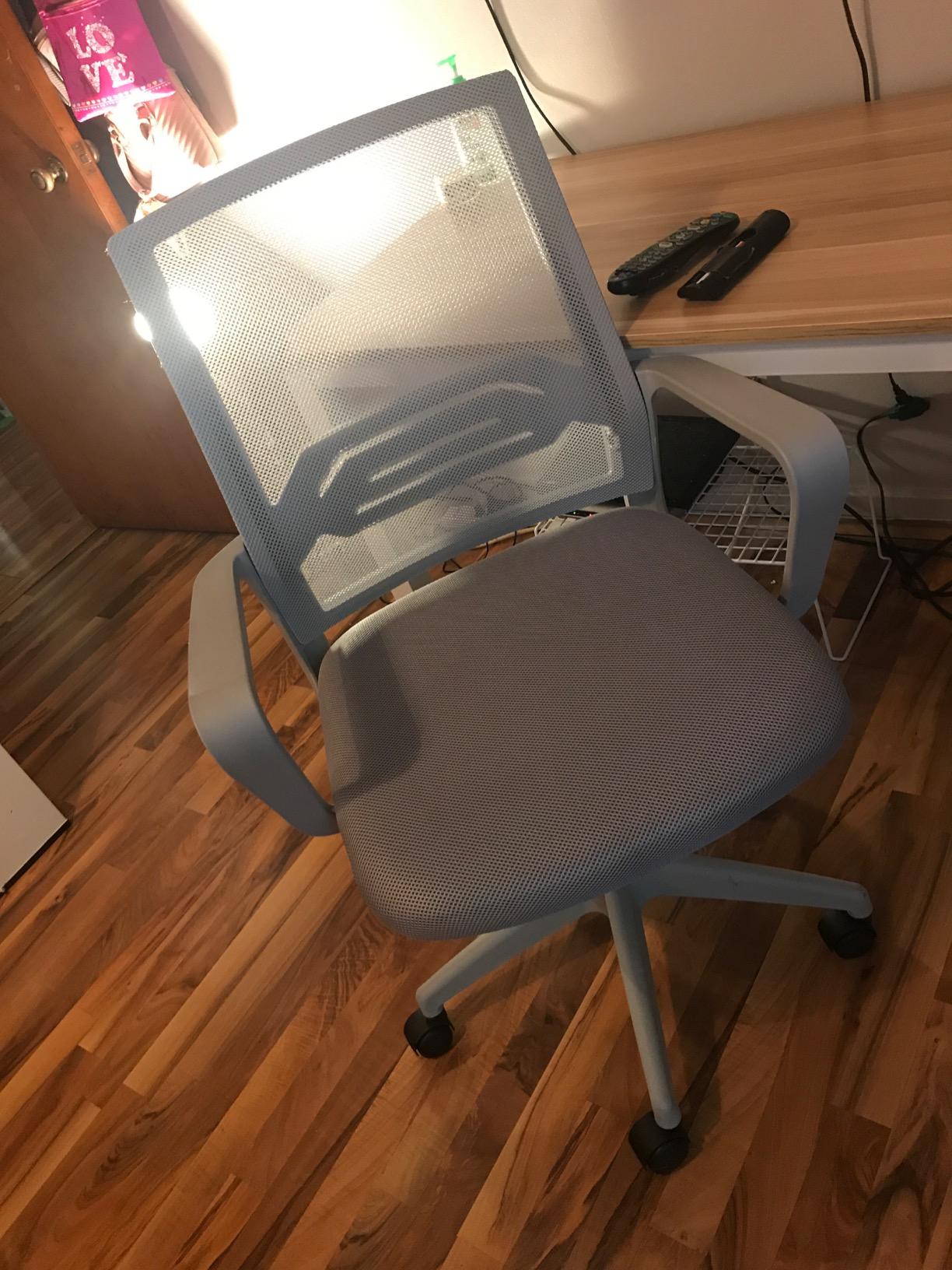 COMHOMA Tiltable Mobile Small Standing Desk, Pneumatic Adjustable Height Overbed Bedside Table with Wheels (Walnut) customer photo 1