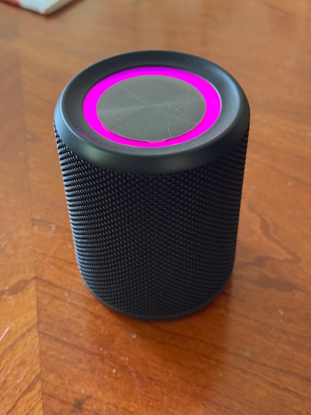 Portable Bluetooth Speaker, IPX7 Waterproof Wireless Speaker with 20W Loud Stereo Sound, 15H Playtime & Beat-Synced RGB Light, Small Outdoor Speaker for Shower, Pool, Beach, Hiking and Gifts customer photo 2
