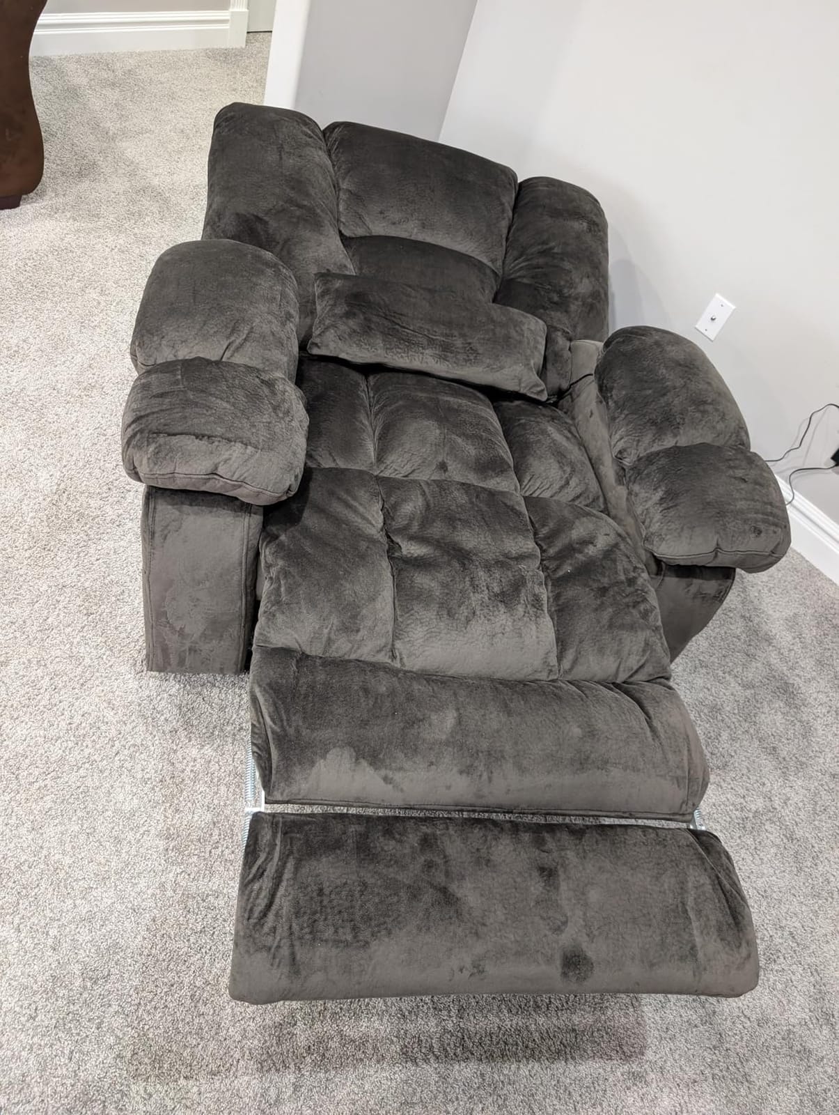 Heavy Duty 500 lbs Power Lift Recliner for Big & Tall Elderly Adults | Oversized Lay Flat Recliner Lift Chair with Extended Footrest, Heat & Massage, USB-C Charging, Arm Storage & Cup Holders customer photo 2