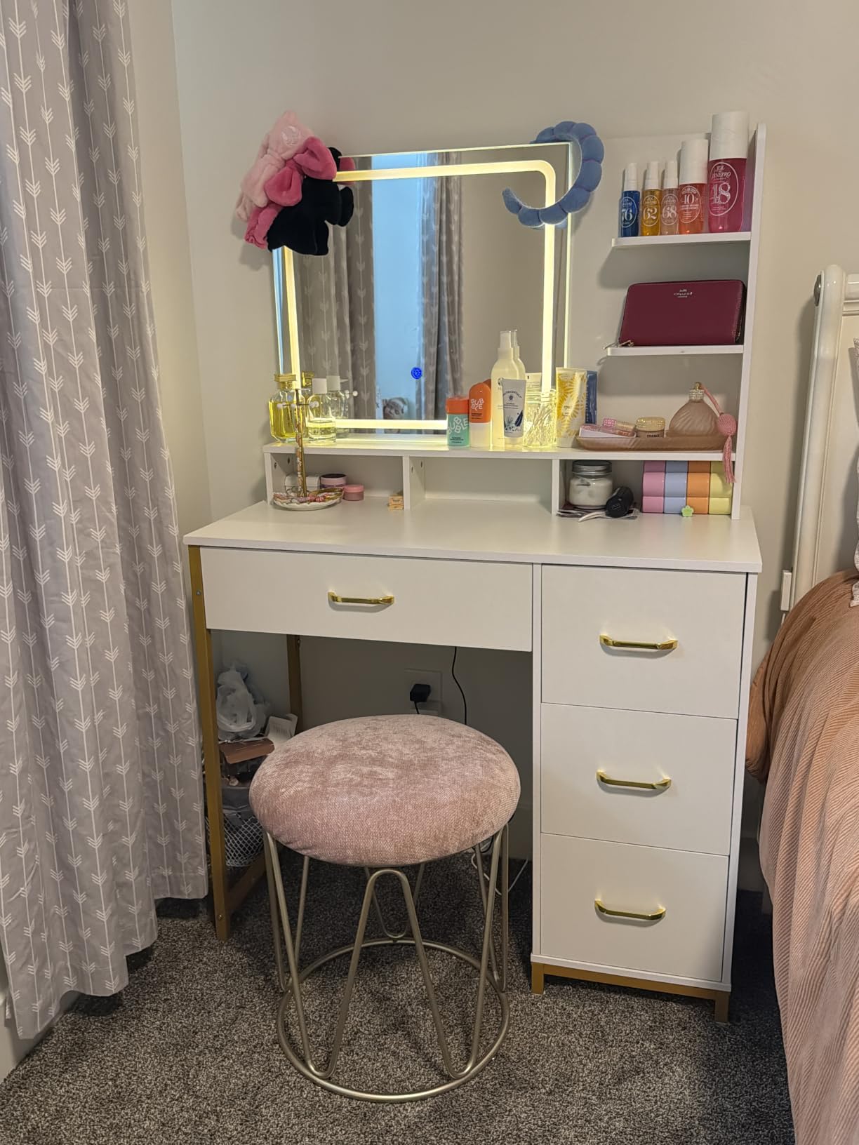 COMHOMA Vanity Desk with Mirror and Lights, Makeup Vanity Table with 4 Drawers & Storage Shelves, Large HD Mirror, 3 Color Modes & Adjustable Brightness, Modern Dressing Table for Bedroom, Pearl White customer photo 2