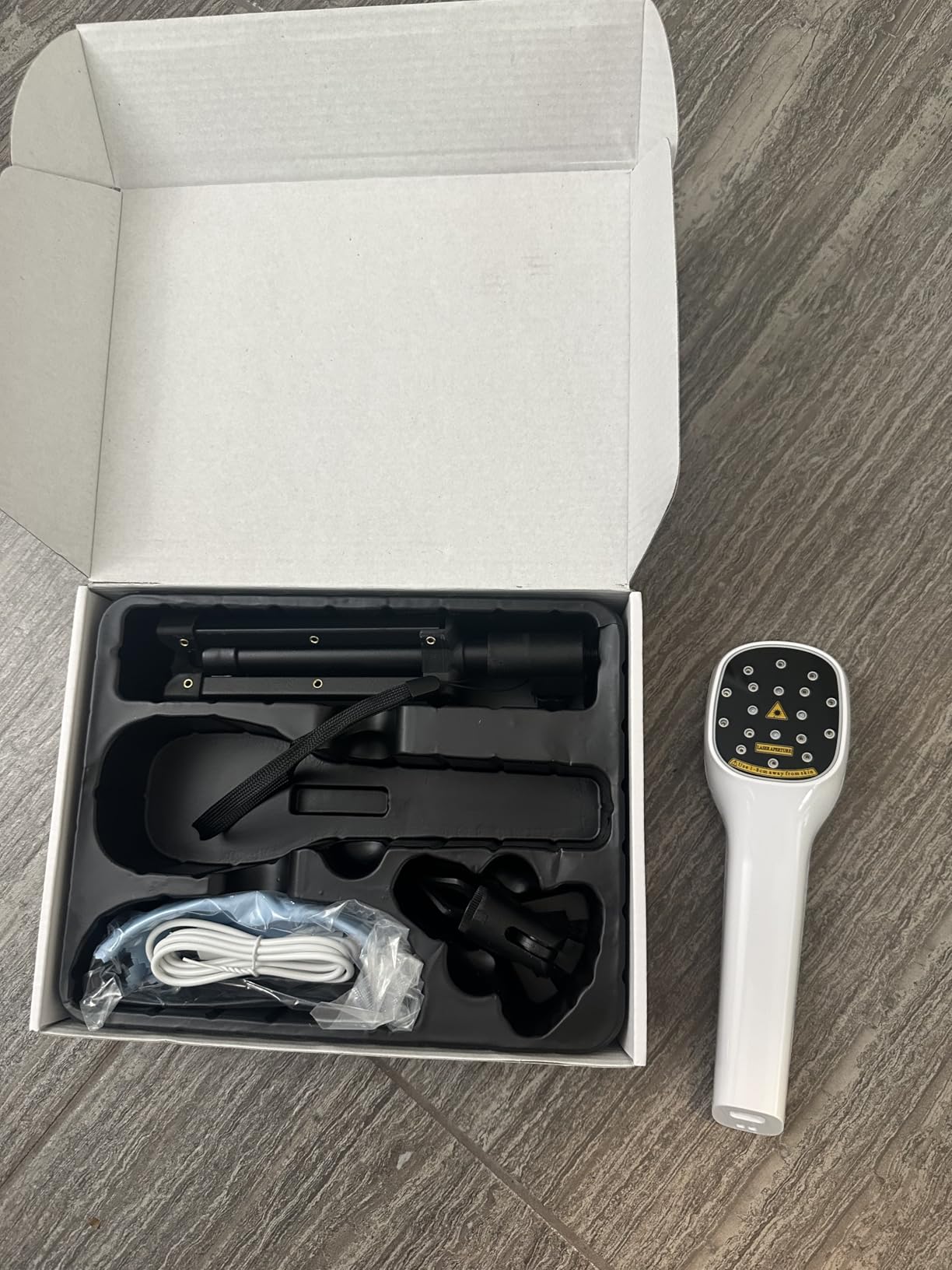 Cold Laser Therapy Device for Humans, (4x808nm + 14x650nm) Red Light Therapy for Body Pain Relief, Laser Therapy for Joint, Back, Knee, Muscle Use customer photo 2