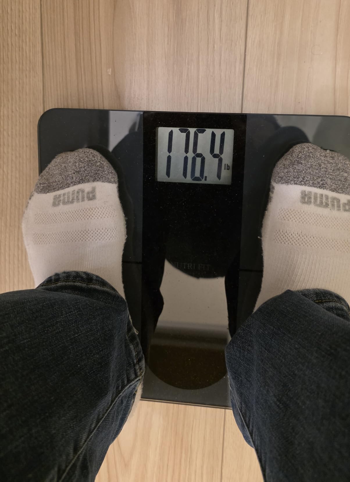 NUTRI FIT Digital Bathroom Scale for Body Weight 550lb Extra Large Display customer photo 2