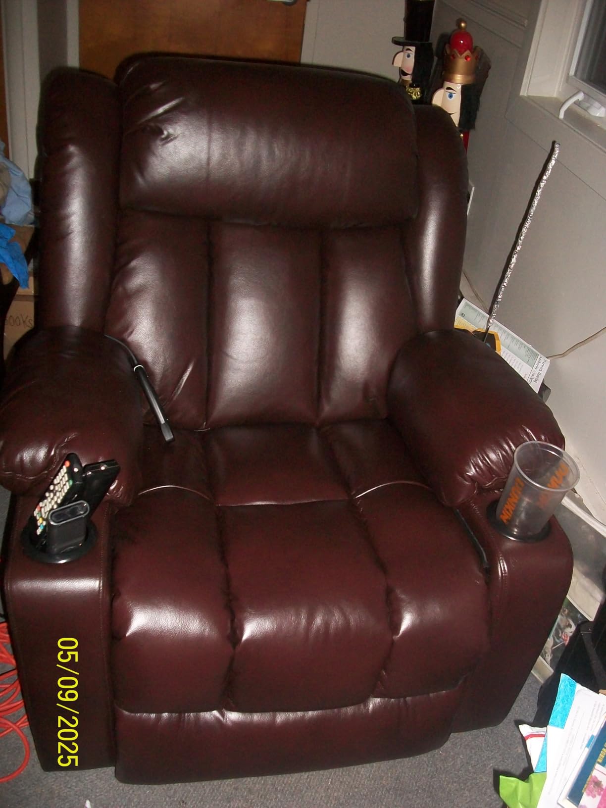 Dual Motor Infinite Position Lay Flat Power Lift Recliner Chair for Elderly | 180 lay flat, Silent Dual Motor, extended footrest, 8-pt massage, lumbar heated, water resistant PU leather, USB-C charging customer photo 2