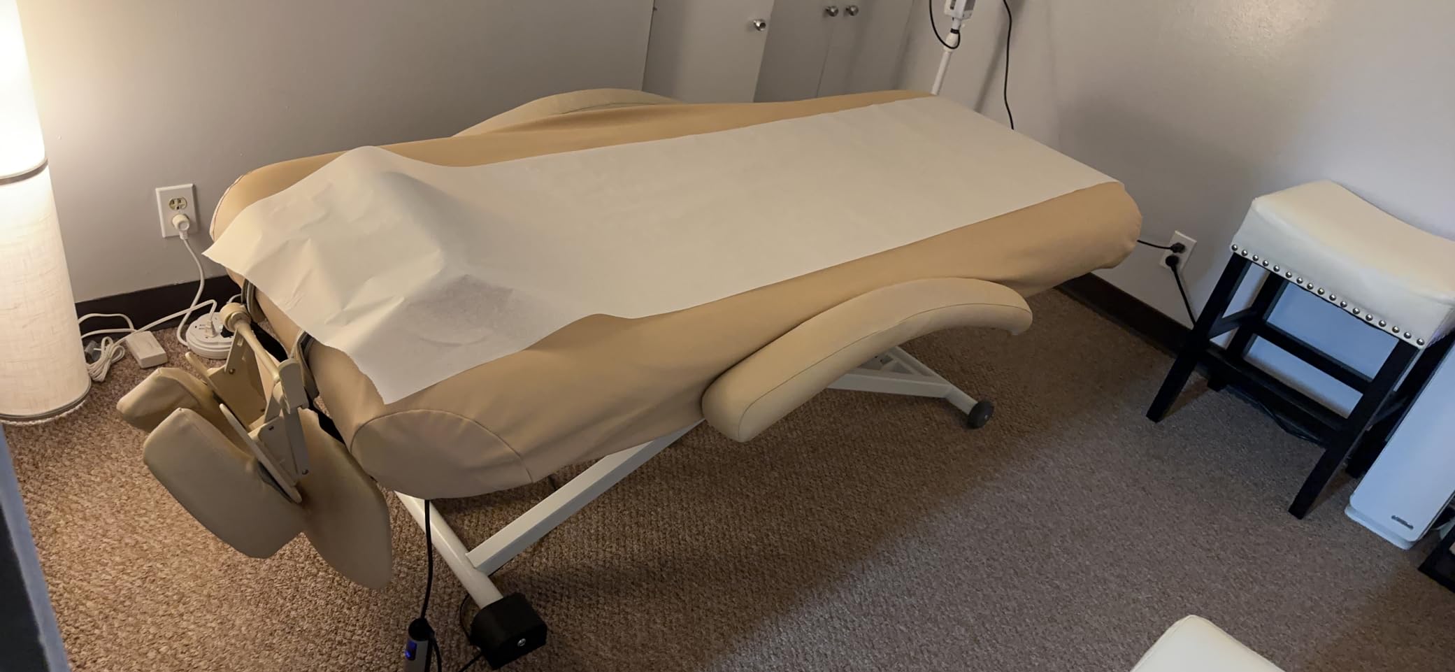 Professional Electric Massage & Spa Table, Salon Top, Black | Quiet German Motors, Adjustable Height by Foot Control, Backrest and Knee Section, ADA Compliant Esthetician Bed customer photo 1